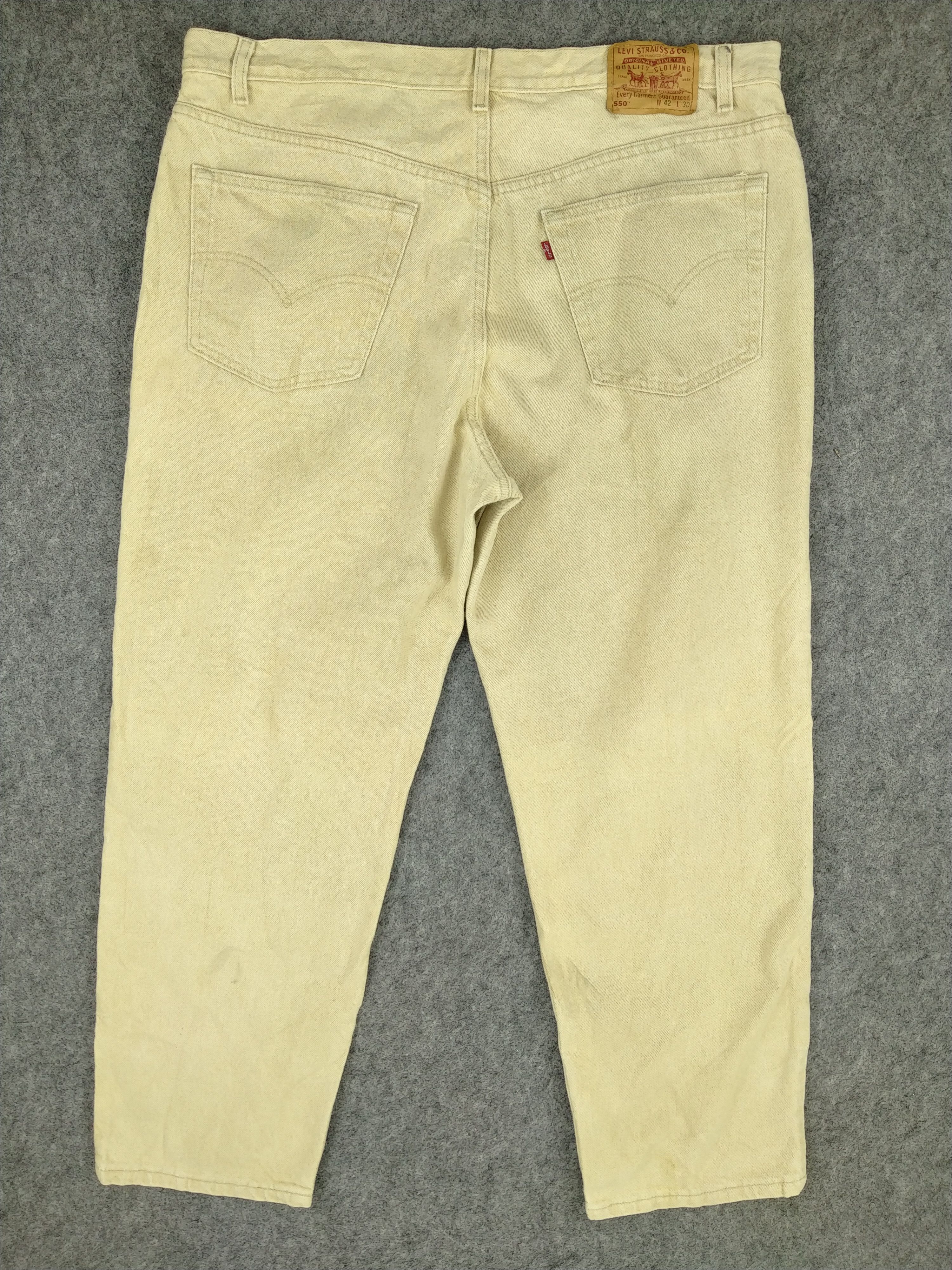 Levi's Cream/Khaki Vintage Levi's 550 Denim 42x30 -JN484 Size US 42 / EU 58 - 2 Thumbnail