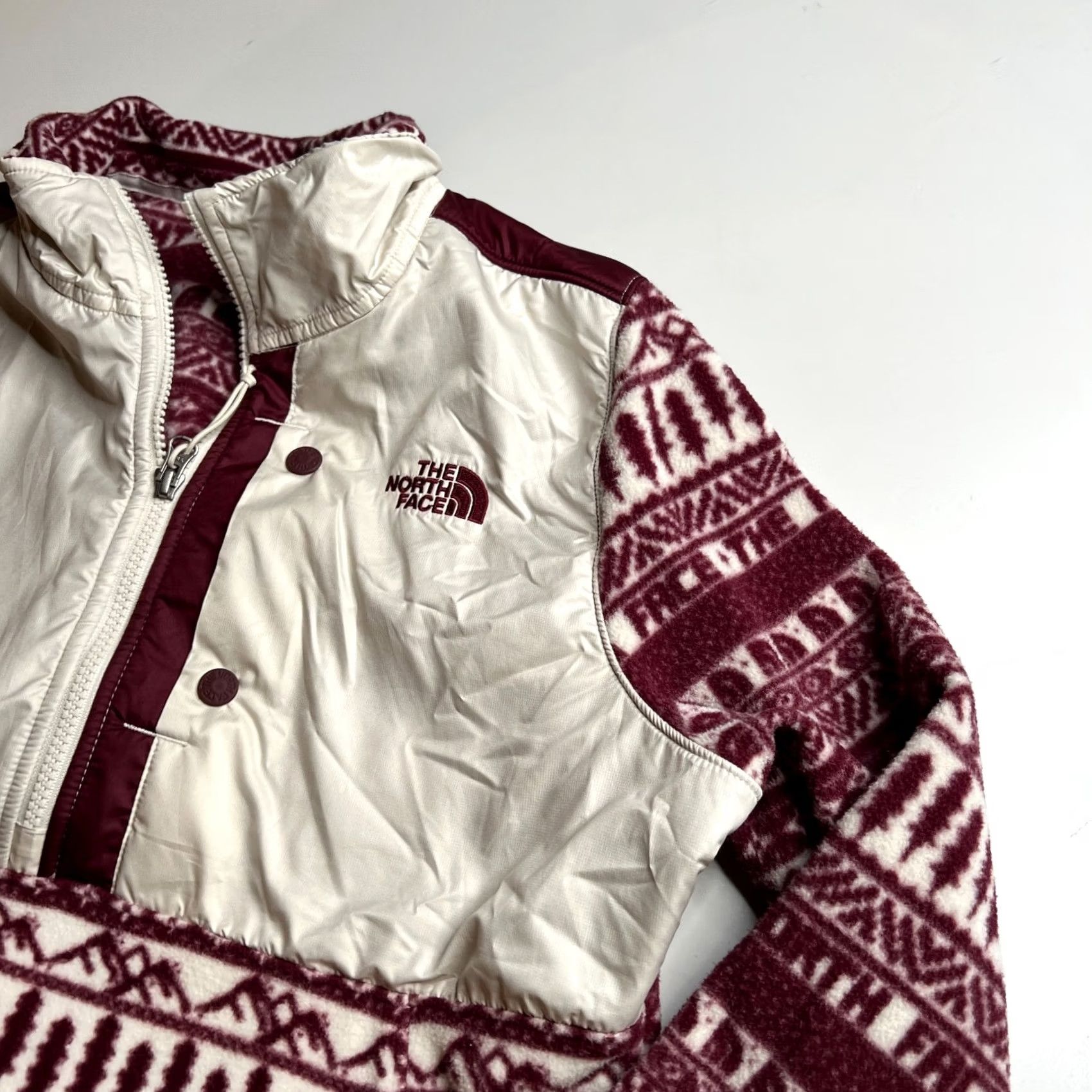 The North Face The North Face Womens Fleece Pullover Jacket Burgundy White Pattern L Regular Womens Jacket Size L / US 10 / IT 46 - 4 Thumbnail
