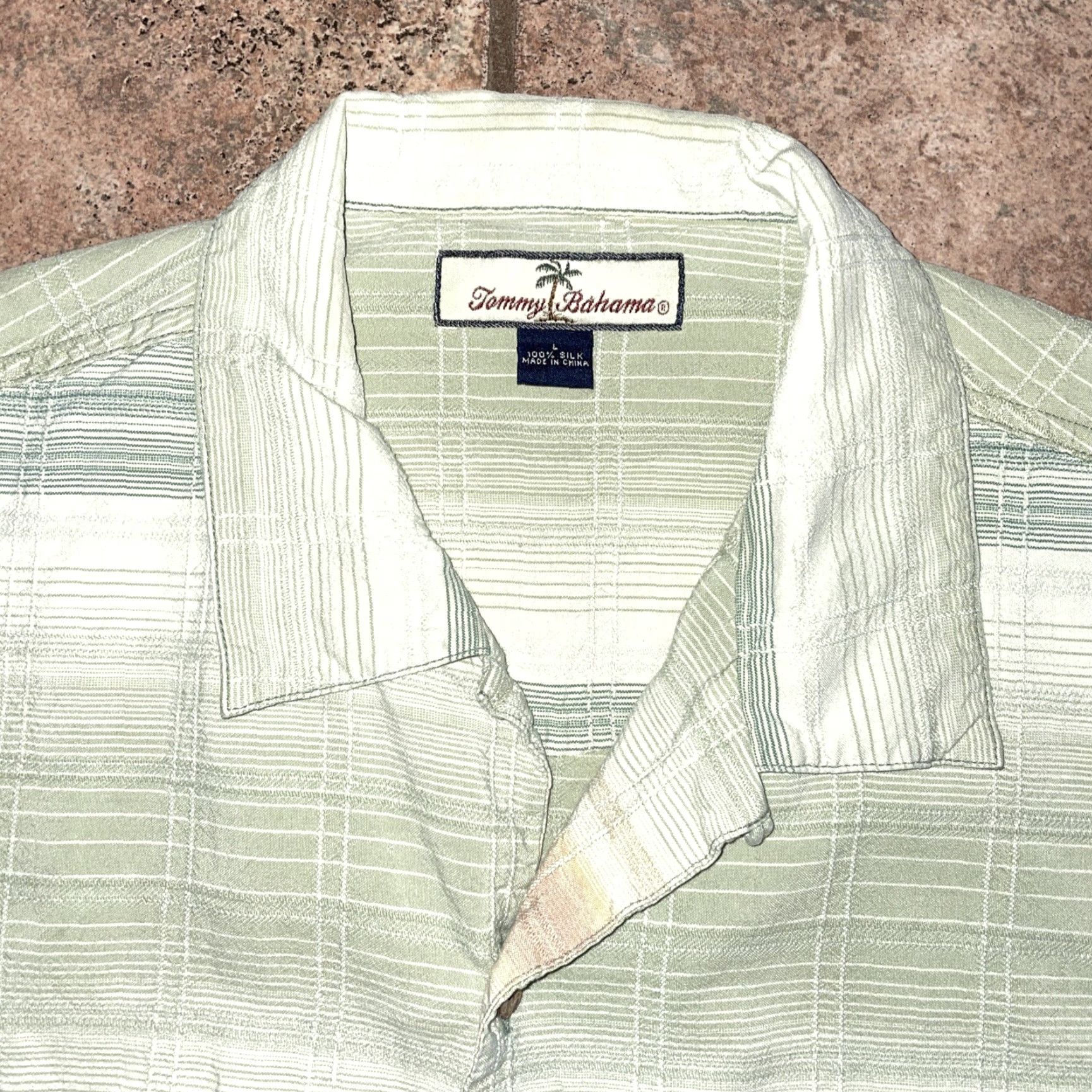 Tommy Bahama Tommy Bahama Beige Hawaiian Shirt Mens L 100% silk Silk Button-Up Short Sleeve Regular Family Bahamas Hawaii Theme Beige L Mens Shirt Size US L / EU 52-54 / 3 - 2 Thumbnail