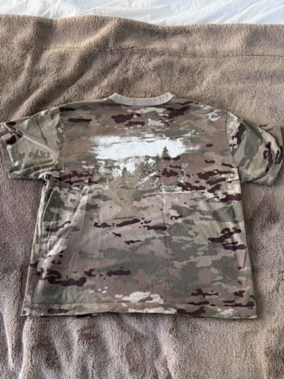 Other Cherry Los Angeles Camouflage T-Shirt Size US M / EU 48-50 / 2 - 3 Thumbnail