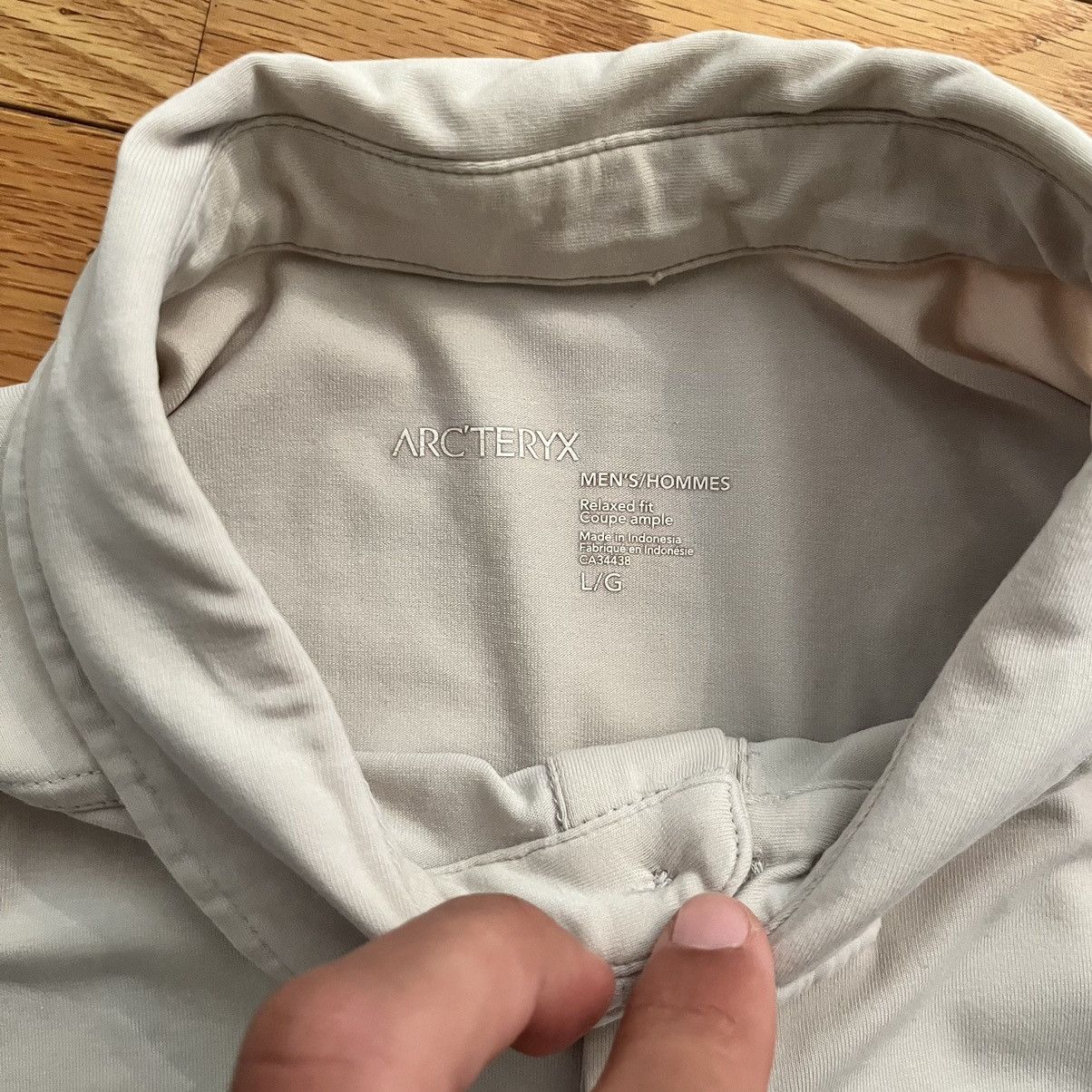 Arc'teryx × Vintage Arc’teryx Cream Lightweight Polo Size US L / EU 52-54 / 3 - 4 Thumbnail