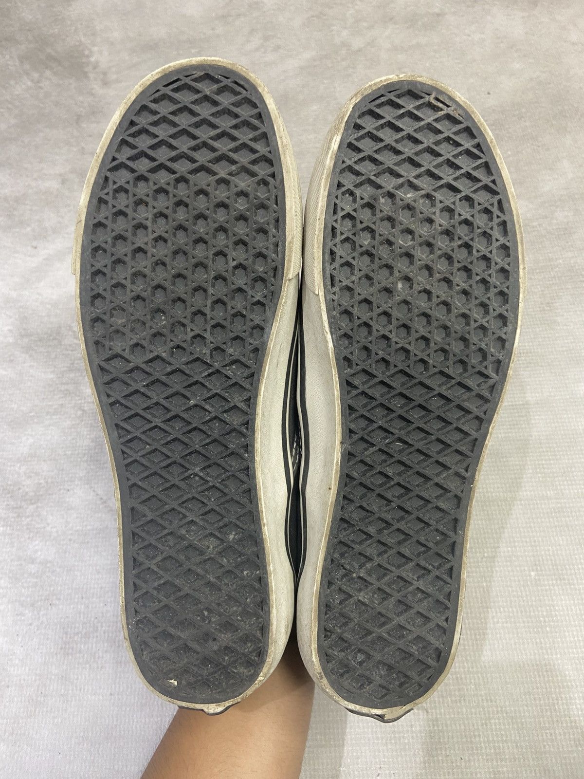 Vans Iron maiden x vans classic slip on Size US 10.5 / EU 43-44 - 7 Thumbnail