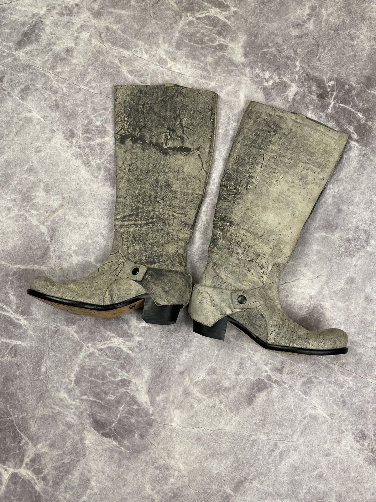 IKKS IKKS Cracked Painted Maison Margiela Style Studded Boots 39 Size US 9 / IT 39 - 12 Thumbnail