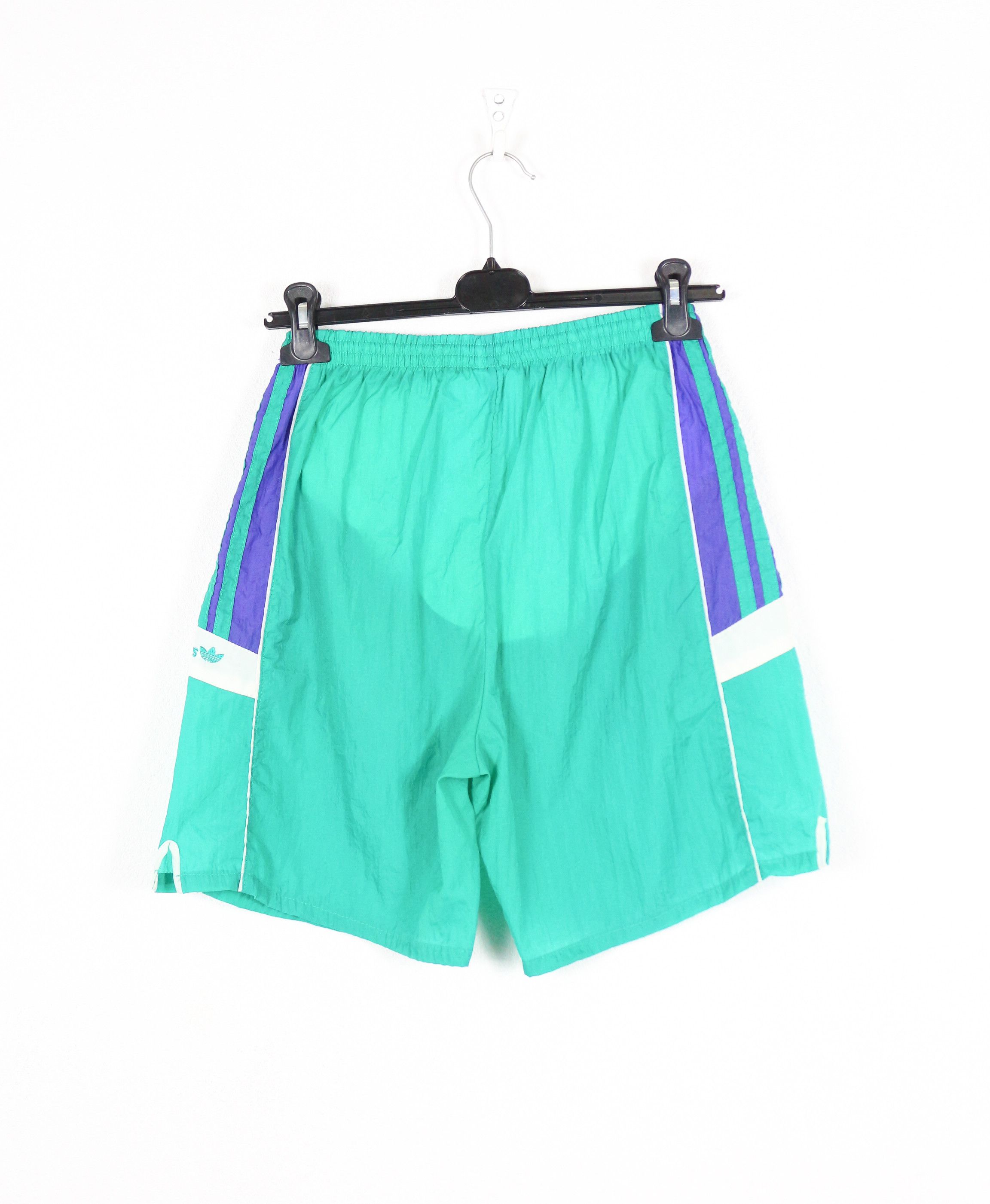 Adidas × Vintage Vintage Adidas Three Stripes Logo Green Shorts Sportswear Size US 32 / EU 48 - 3 Thumbnail