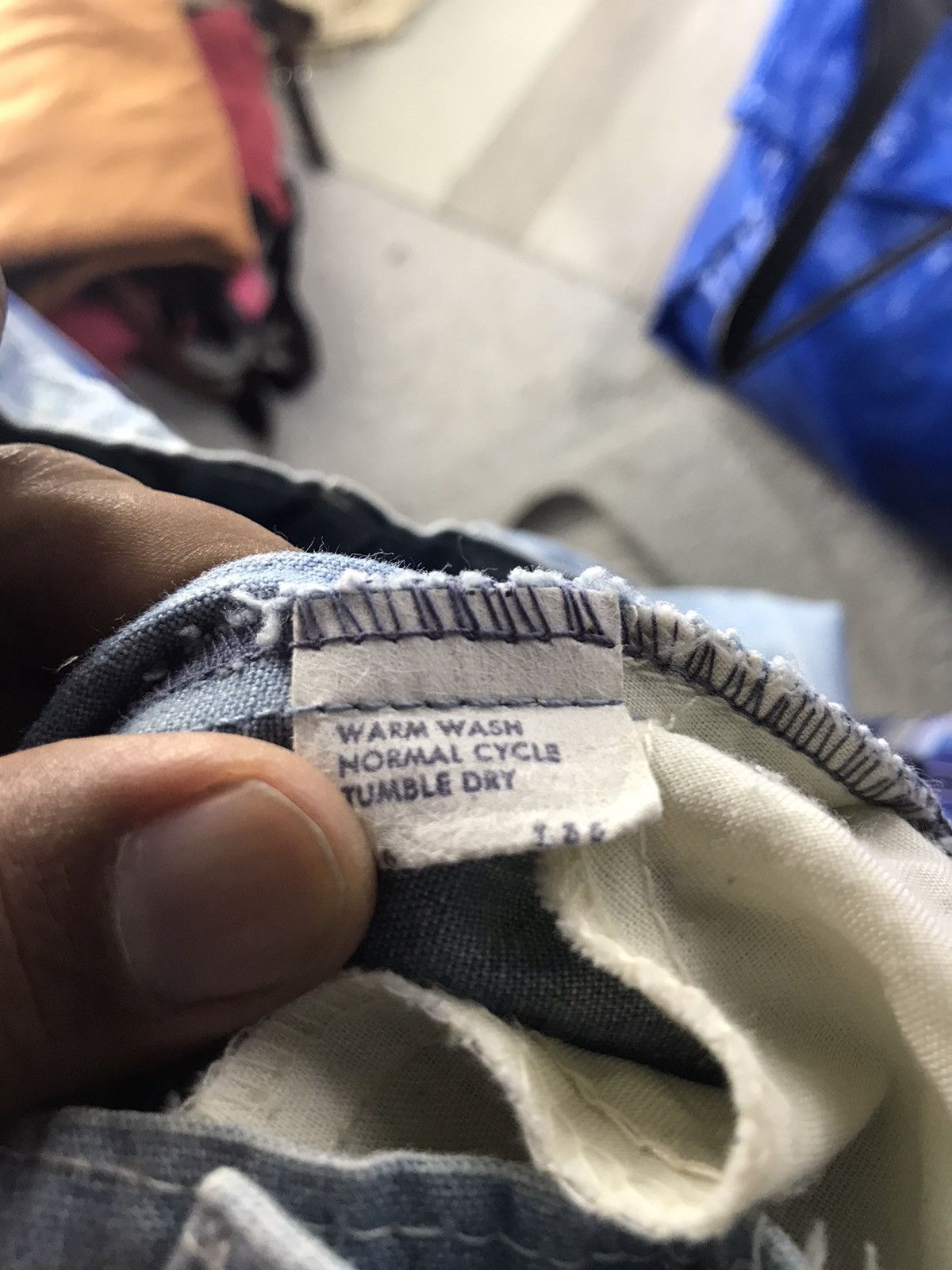 Levi's Vintage Clothing Vintage levis jeans size 35 white tab Size US 35 - 8 Thumbnail