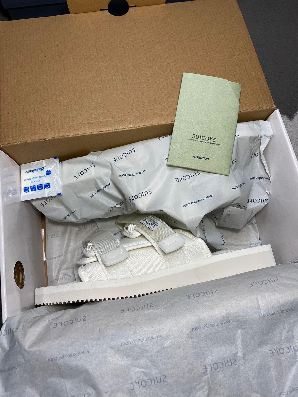 Designer × Japanese Brand × Suicoke Suicoke Moto Cab OG-056 White Slides Sandals Size US 6 / IT 36 - 3 Thumbnail