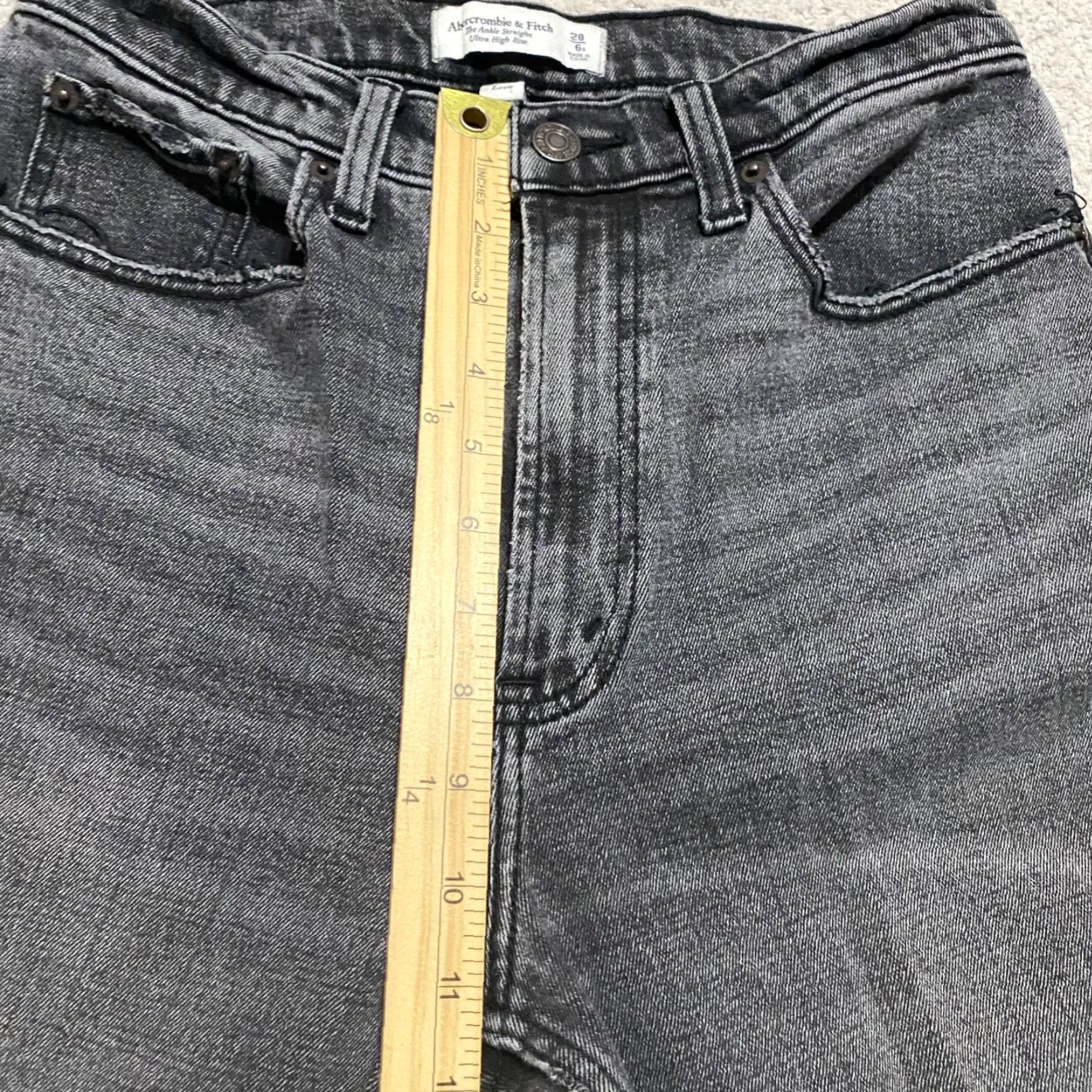 Abercrombie & Fitch Abercrombie & Fitch Jeans Womens 6P Gray Denim High Rise Straight Ankle Raw Hem Size 28" / US 6 / IT 42 - 4 Thumbnail