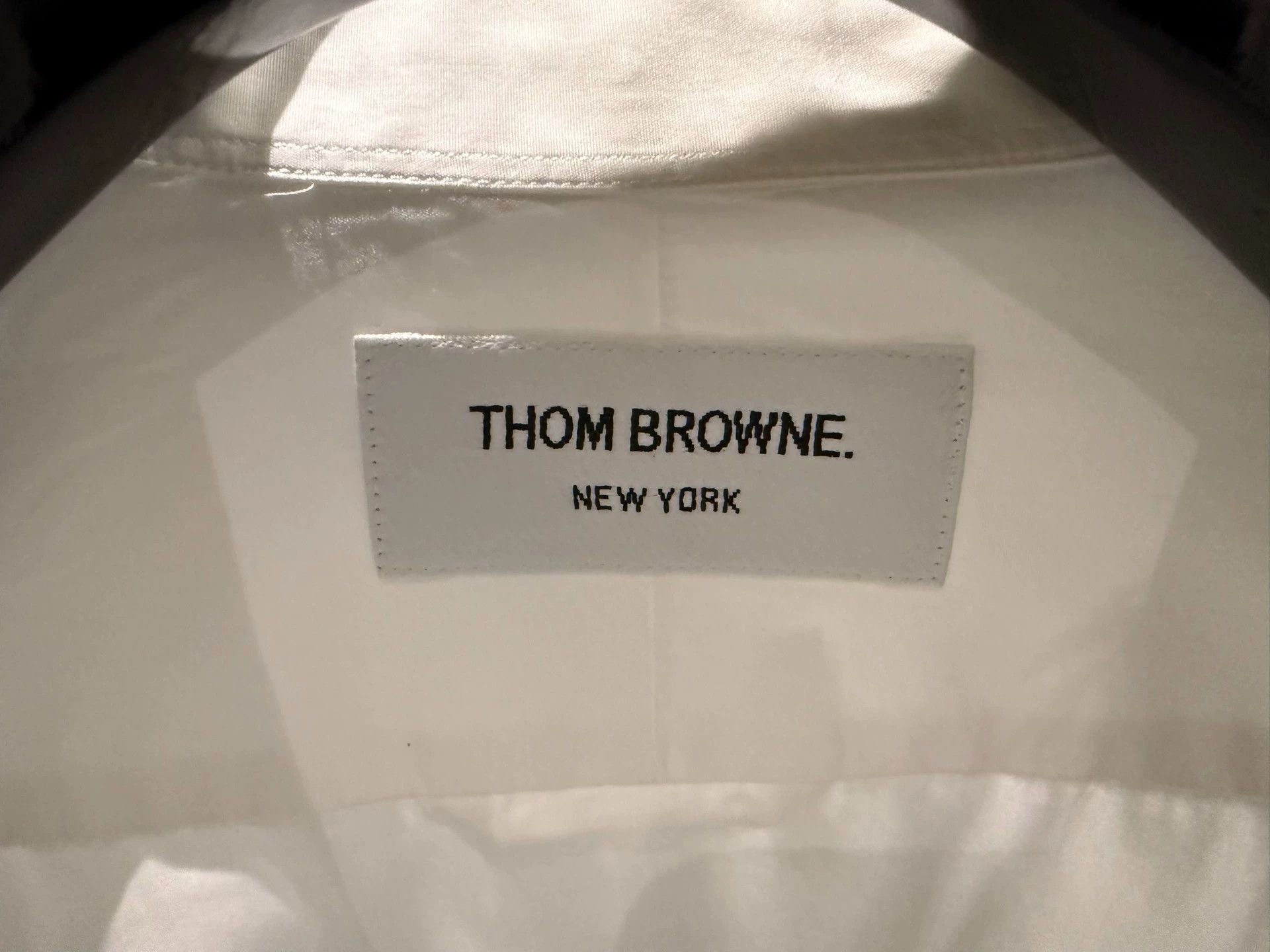 Thom Browne TB Classic 3-Color Placket Poplin Shirt Size4 95New Size US XL / EU 56 / 4 - 3 Thumbnail