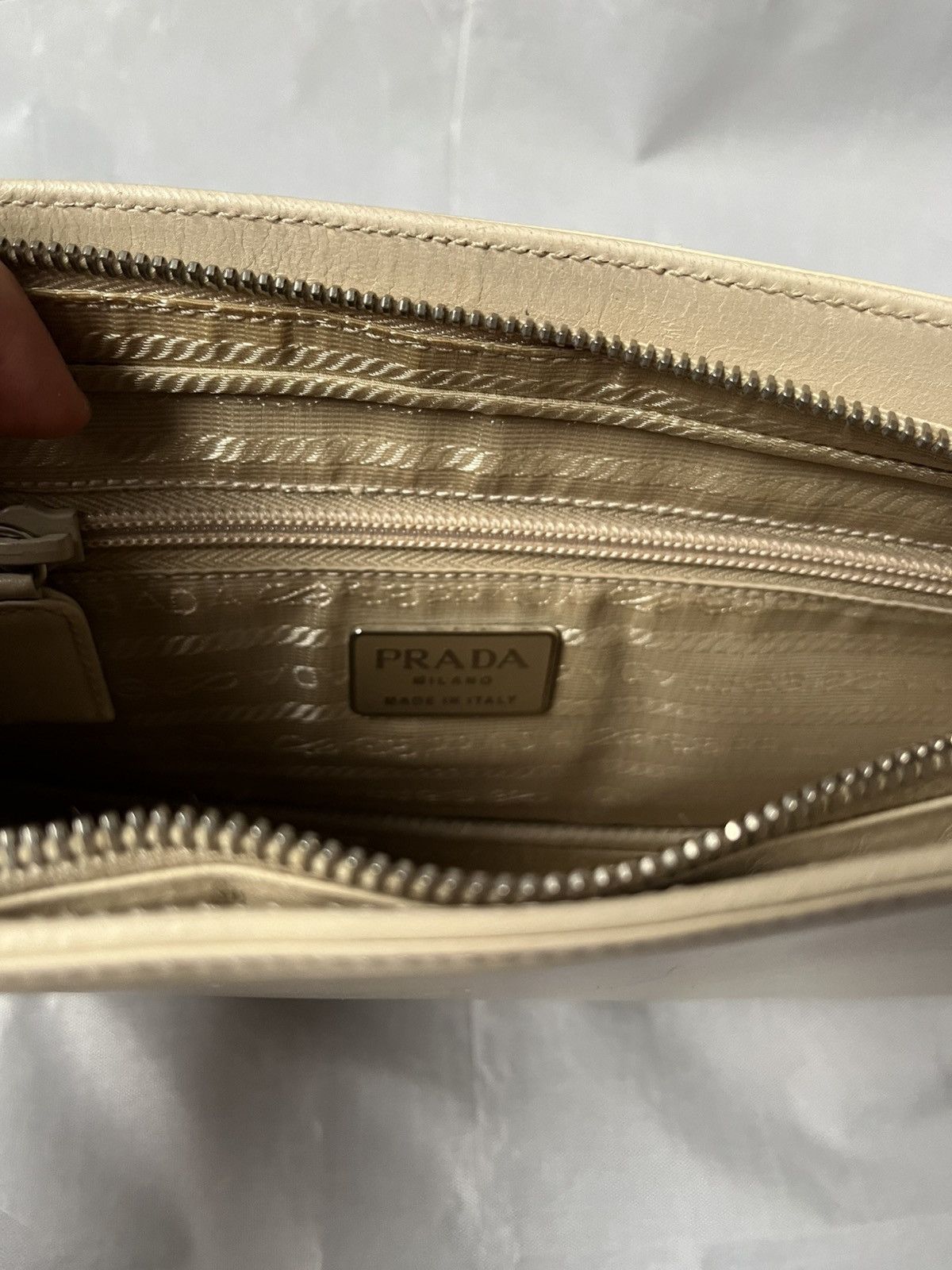 Prada Prada Vintage Beige Leather Shoulder Bag, Authenticity Cards Size ONE SIZE - 7 Thumbnail