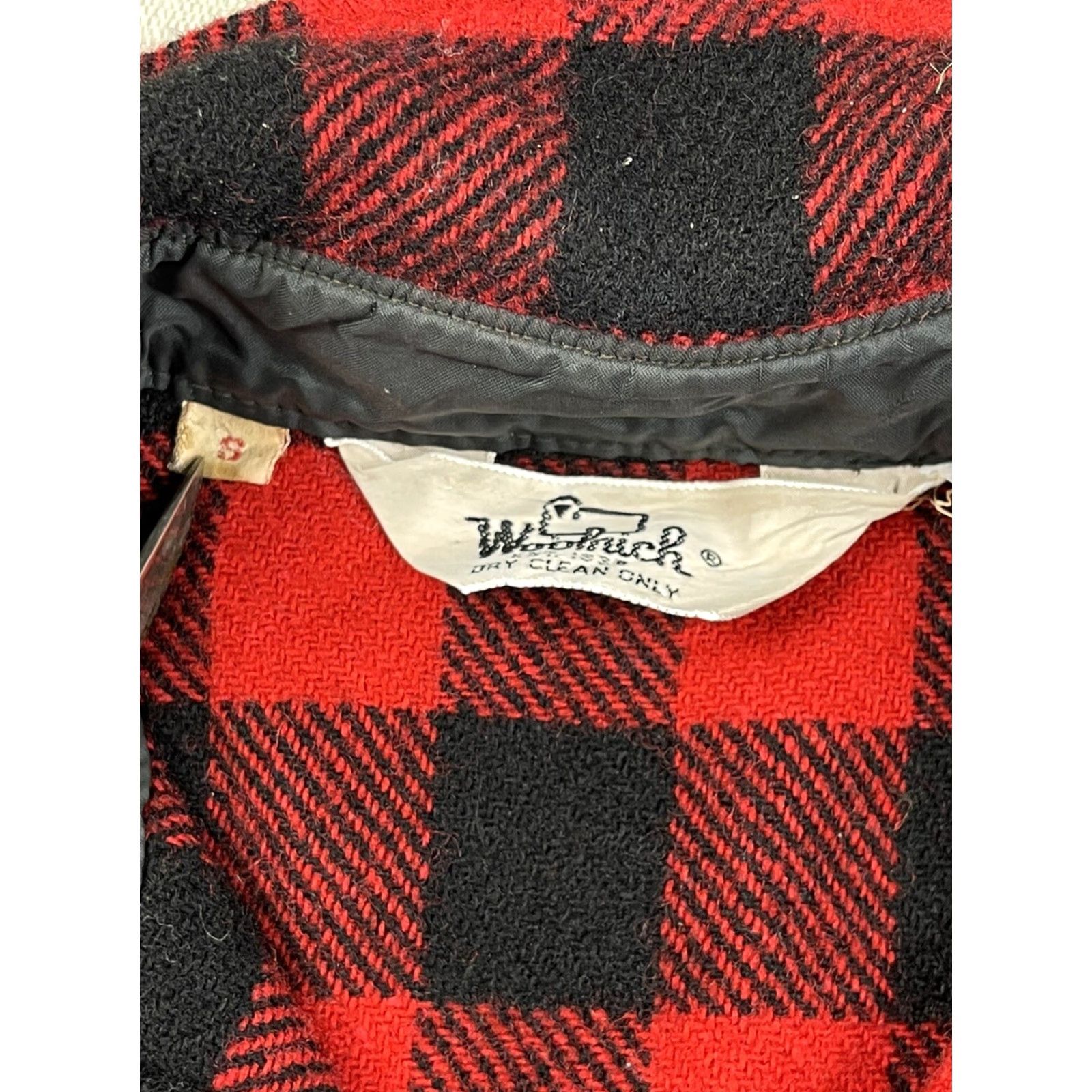 Vintage VINTAGE Woolrich Wool Jacket Shirt Red Buffalo Plaid Sz S Mens Checker Lumberjack Size US S / EU 44-46 / 1 - 3 Thumbnail