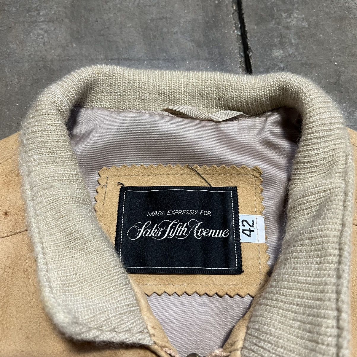 Saks Fifth Avenue Vintage Saks Fifth Ave Suede Leather Bomber Jacket 70s 80s Size US M / EU 48-50 / 2 - 12 Thumbnail