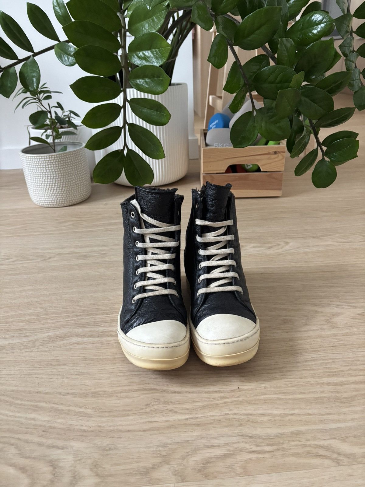 Rick Owens Rick owens Ramones Winter with fur lining Size US 7 / EU 40 - 2 Thumbnail
