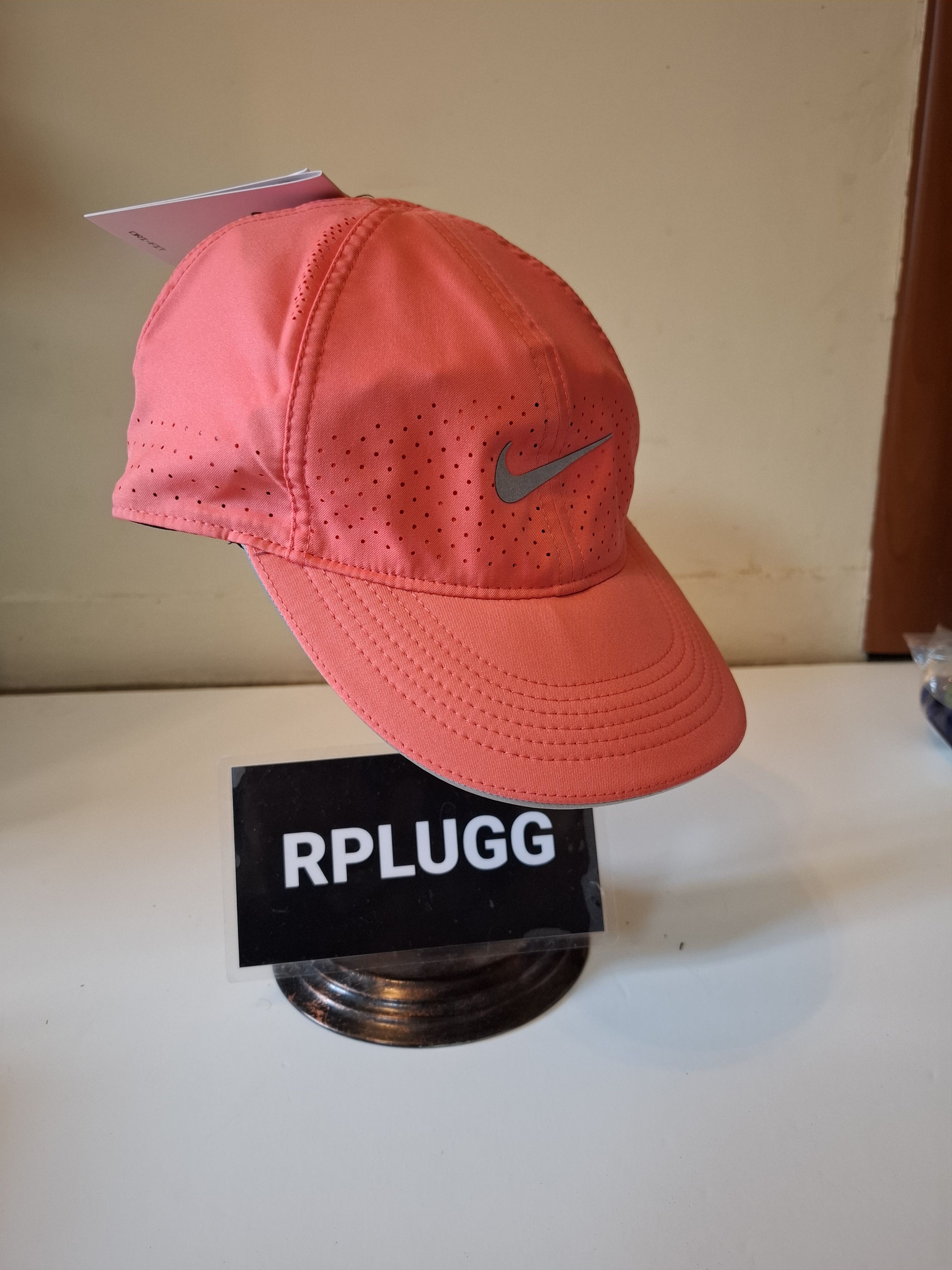 NIKE - 【NIKE】Bowerman Featherlight Running Cap Bowerman Featherlight Running Cap Nike Anthracite limited