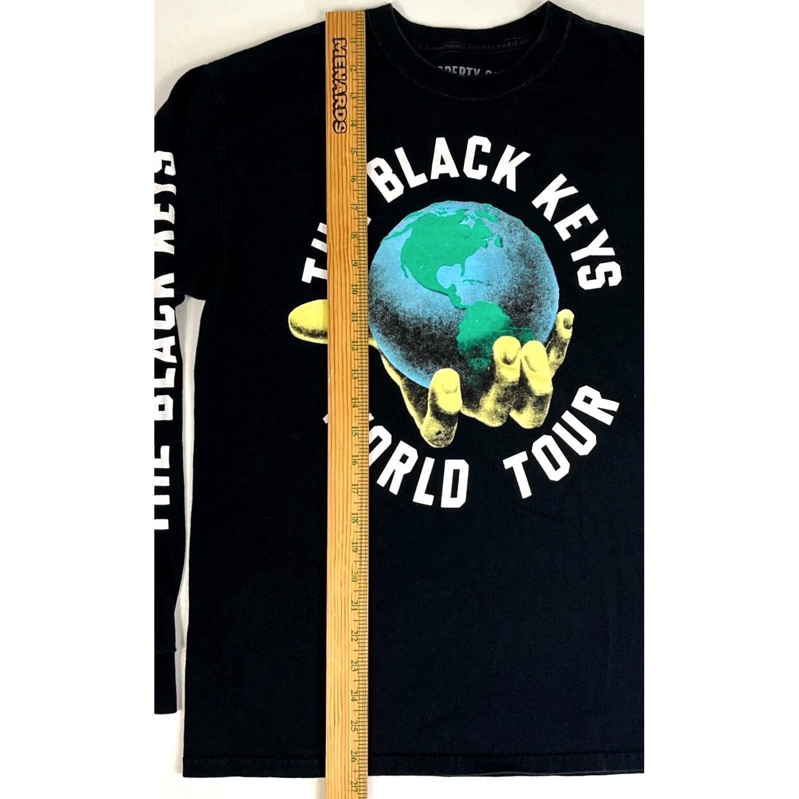 Vintage The Black Keys World Tour 2019 Long Sleeve T-Shirt - Men's M, Double-Sided, 100% Cotton, Black, Crew Neck, Solid, Band, Music Size US M / EU 48-50 / 2 - 6 Thumbnail