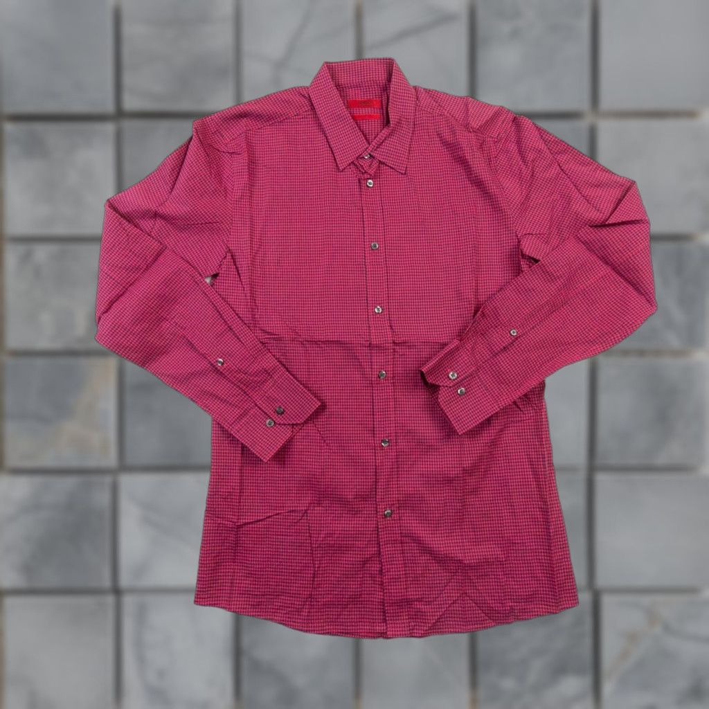Hugo Boss VINTAGE Hugo Boss Shirt Mens Medium Red Plaid Button-Down Slim Fit Adult M Cotton Casual/Formal All Seasons Mens Size US M / EU 48-50 / 2 - 1 Thumbnail