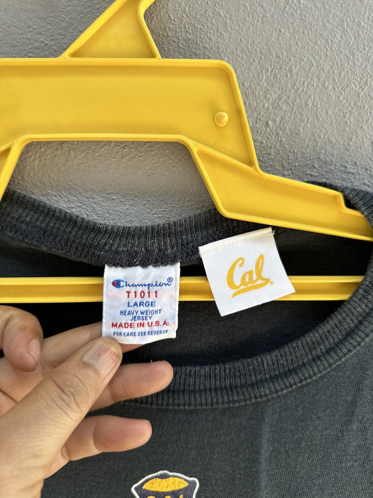 Champion Vintage Champion Cal Uc Berkeley Faded Usa Tee Size US L / EU 52-54 / 3 - 7 Thumbnail