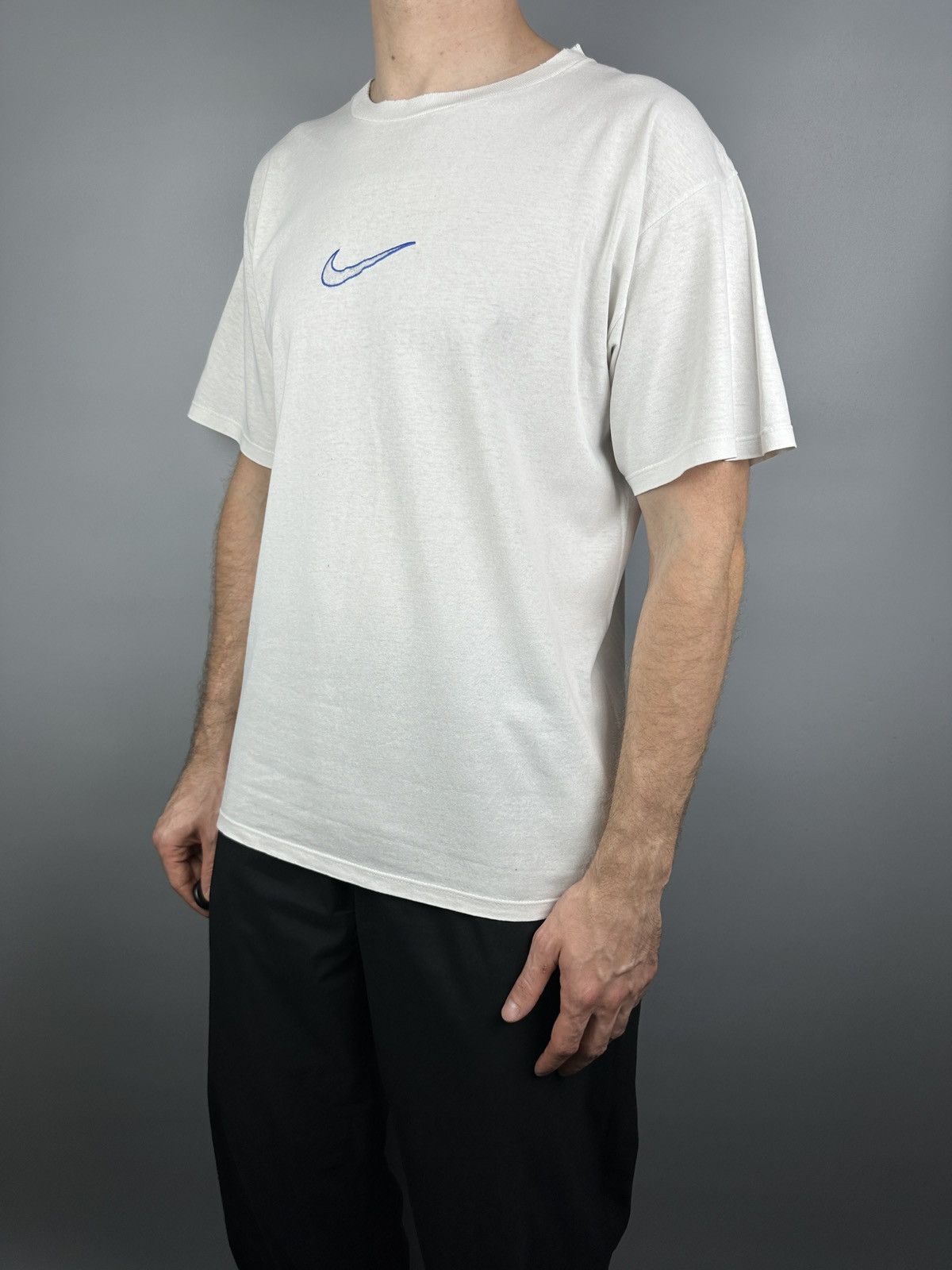 Nike 90s Vintage Nike Penny Hardaway NBA Center Logo T Shirt Size US L / EU 52-54 / 3 - 3 Thumbnail