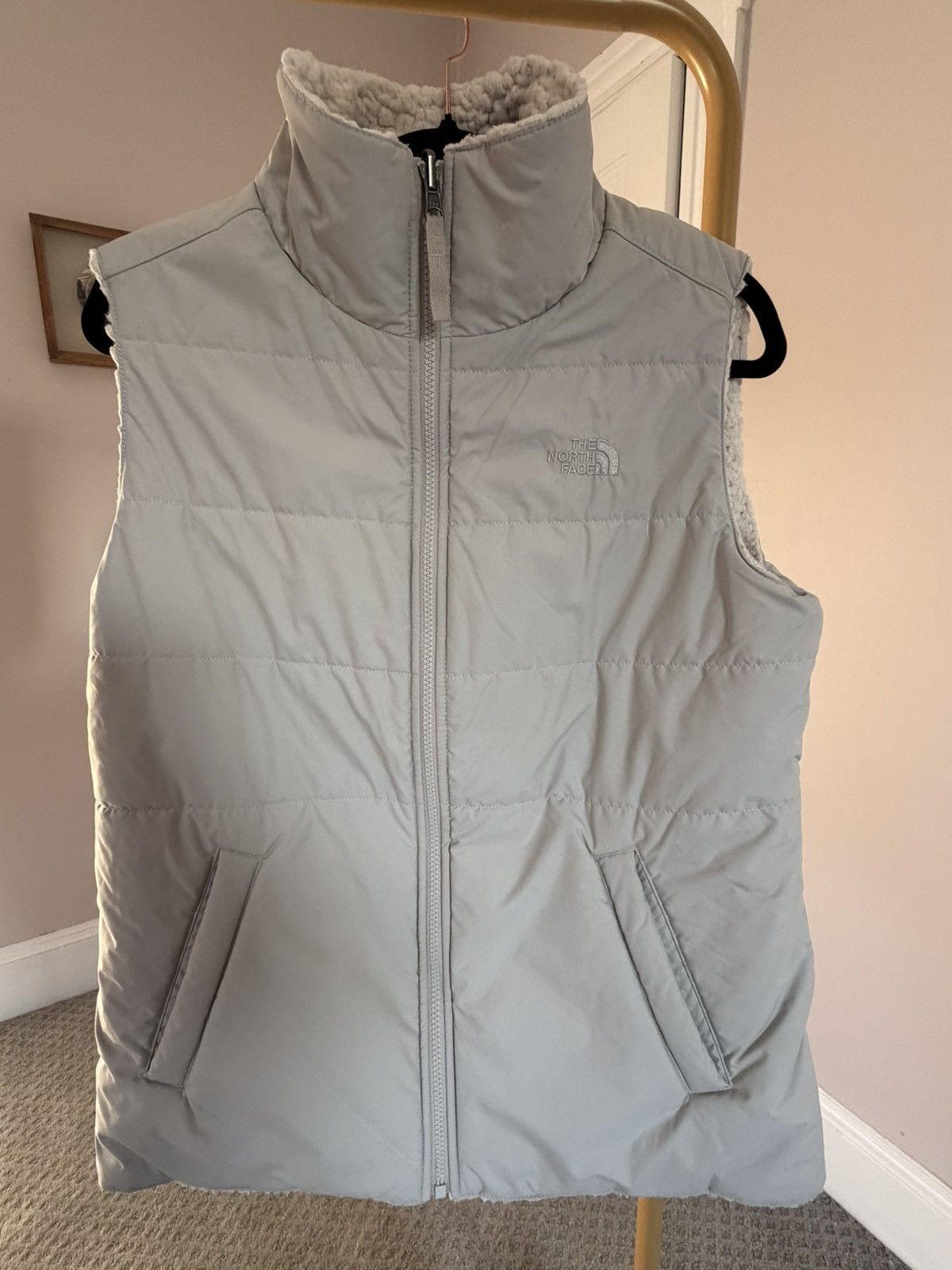 The North Face The North Face Sherpa Lined Puffer Vest Medium Cream Size M / US 6-8 / IT 42-44 - 2 Thumbnail