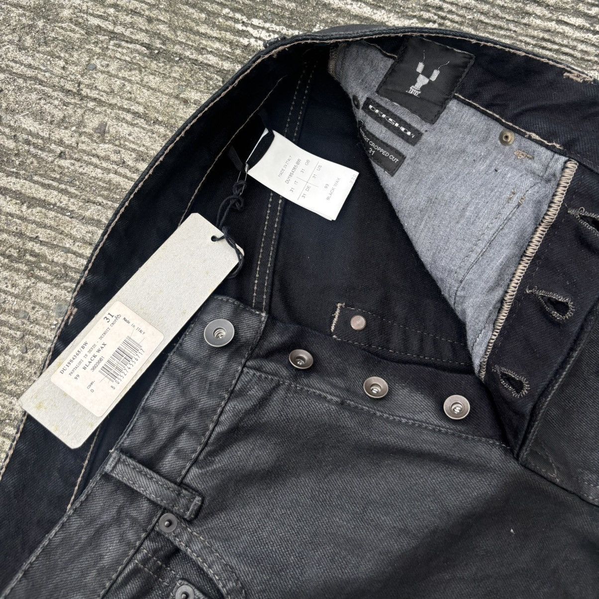 Rick Owens Drkshdw Rick Owens DRKSHDW Detroit Black Wax Cropped Cut Jeans Size US 31 - 2 Thumbnail