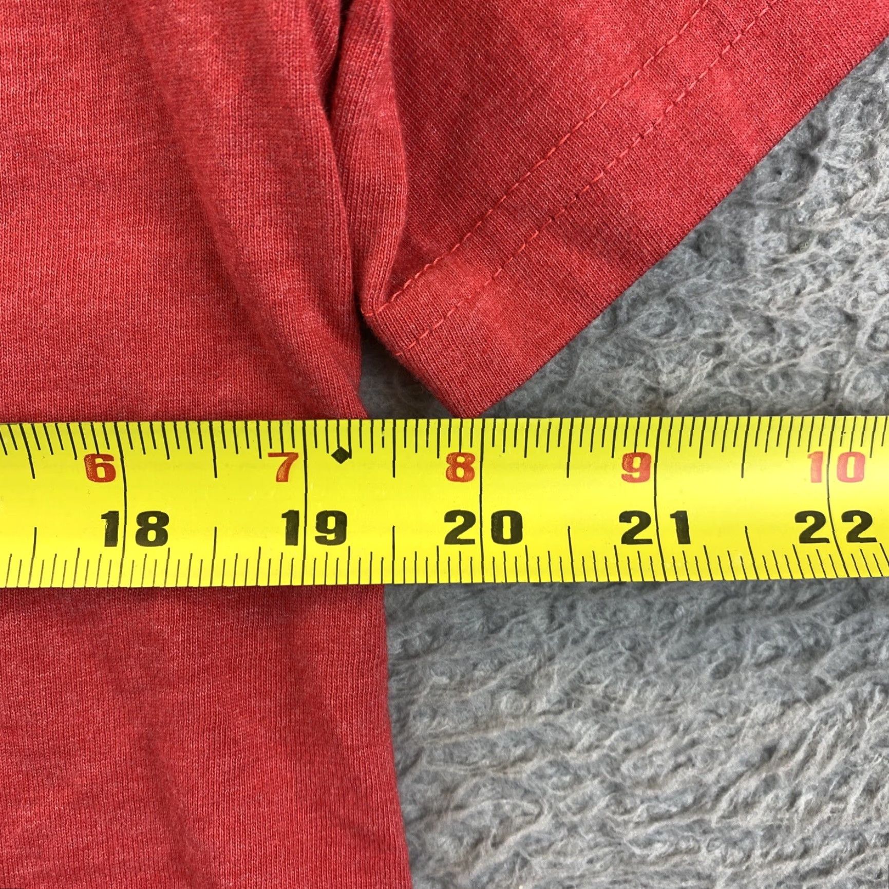 O'Neill O'Neill Shirt Mens M Red Short Sleeve Crew Neck Modern Fit Surf Surfer 75-60 T-Shirt Size US M / EU 48-50 / 2 - 5 Thumbnail