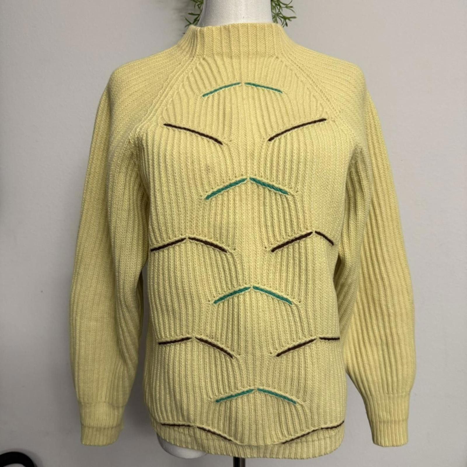 Designer Vintage 70s heavy weight knit sweater Size US M / EU 48-50 / 2 - 1 Thumbnail