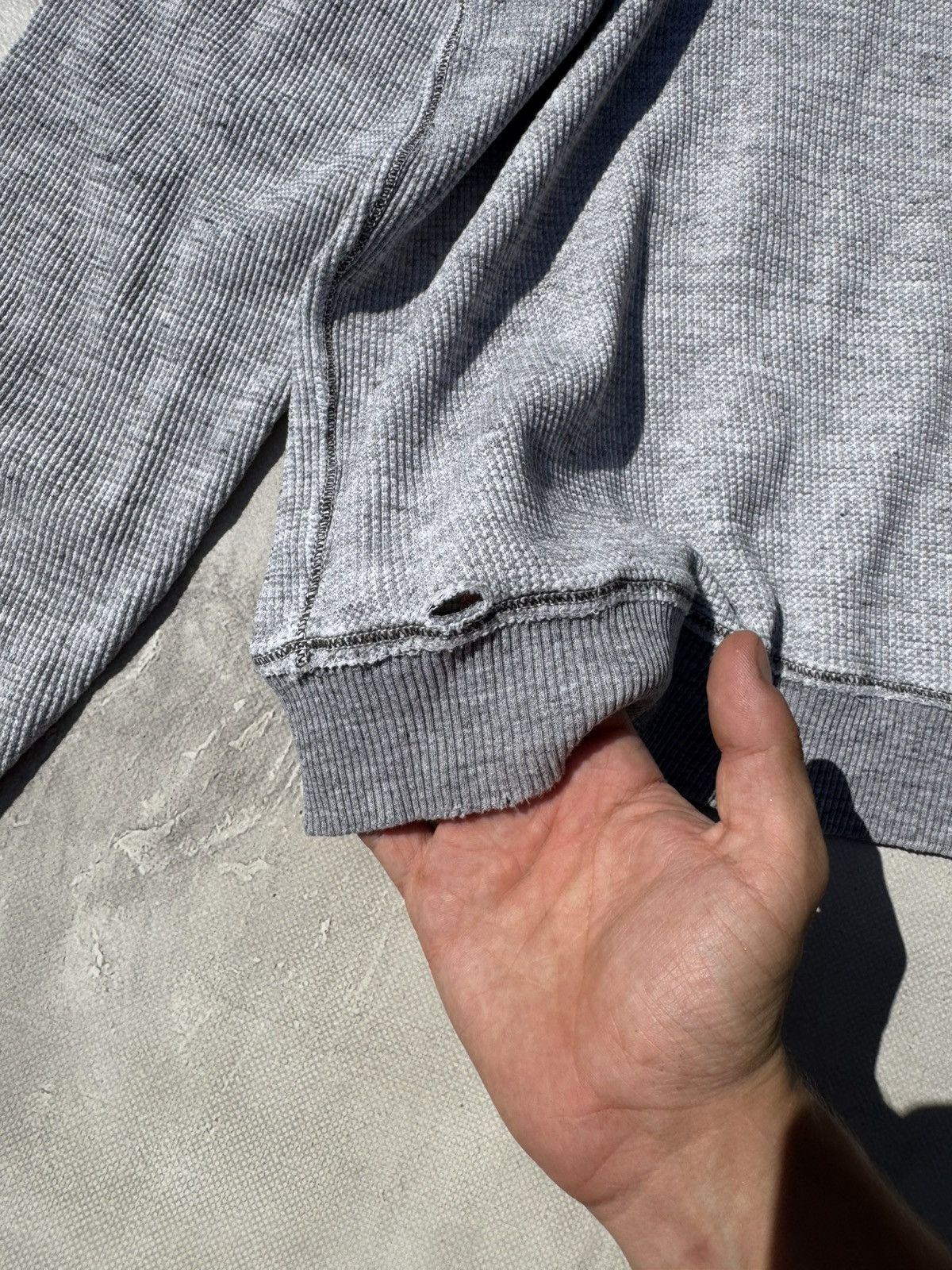 Diesel Vintage Diesel Waffle Distressed Sweatshirt Size US S / EU 44-46 / 1 - 11 Thumbnail