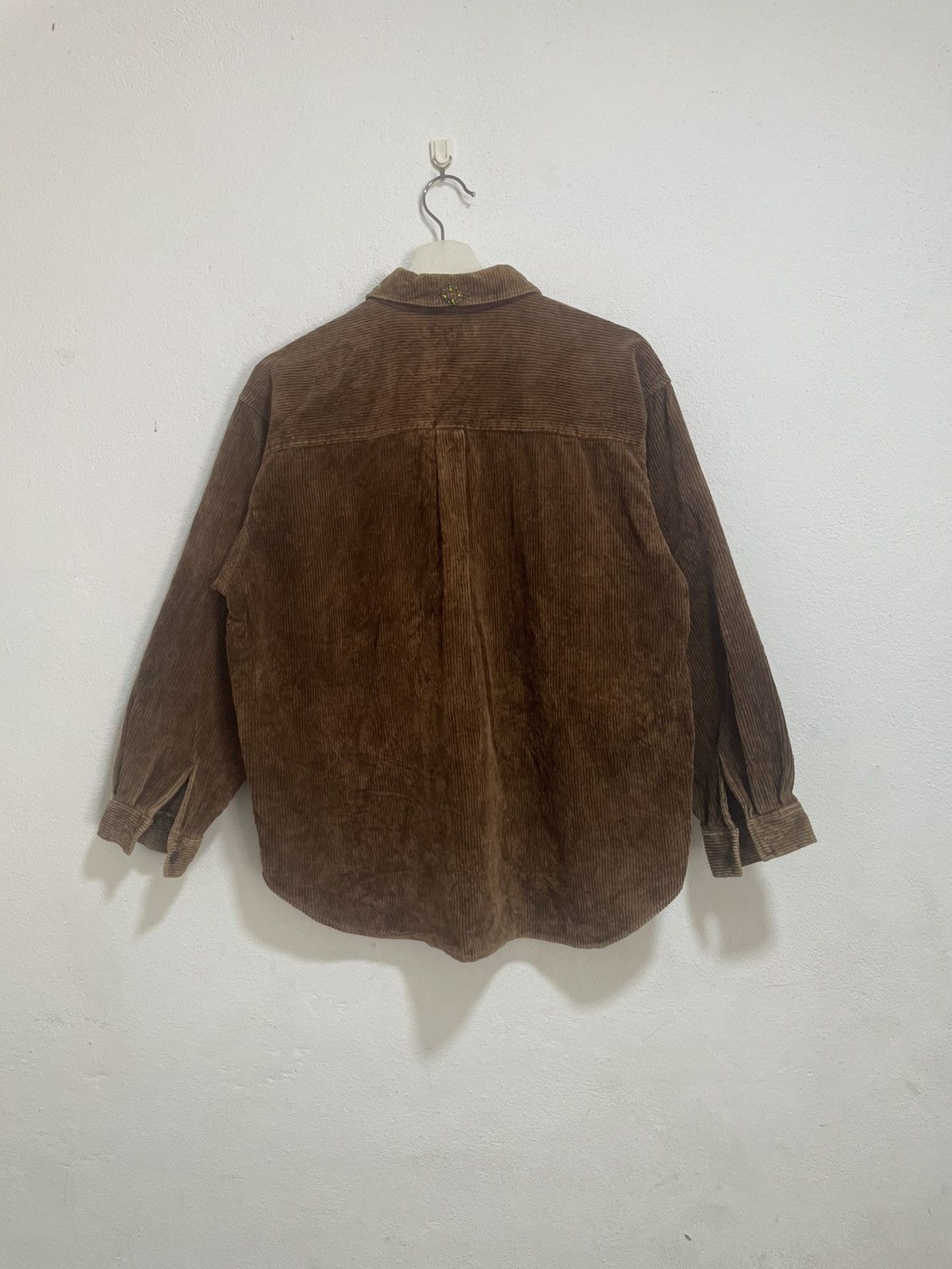 Vintage vintage news paper beaded collar bohemian corduroy shirt Size US L / EU 52-54 / 3 - 5 Thumbnail