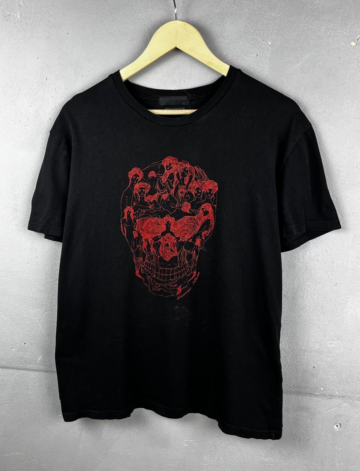 Alexander McQueen ALEXANDER MCQUEEN Black Ivy Skull T-Shirt Size US XL / EU 56 / 4 - 1 Thumbnail