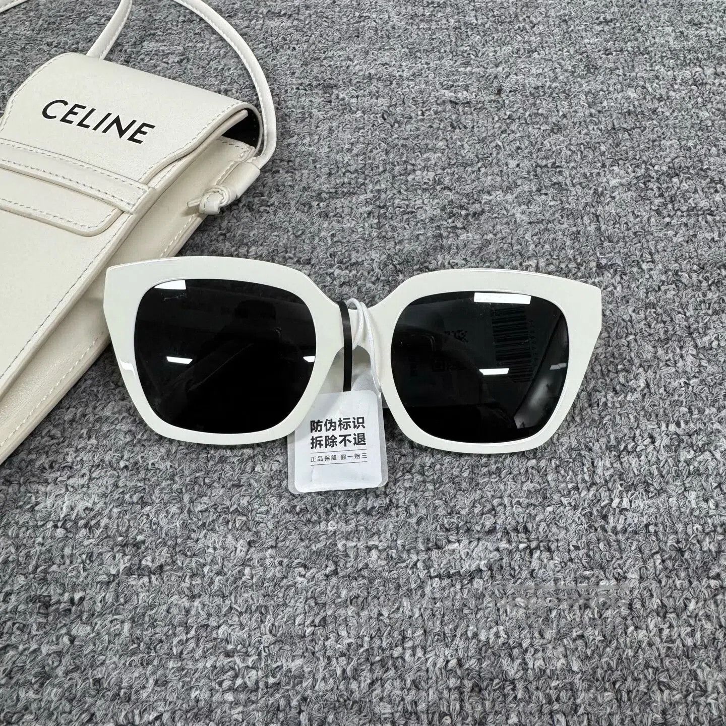 Celine CELINE White frame; cat-eye sunglasses; rope-style eyeglas Size ONE SIZE - 2 Thumbnail