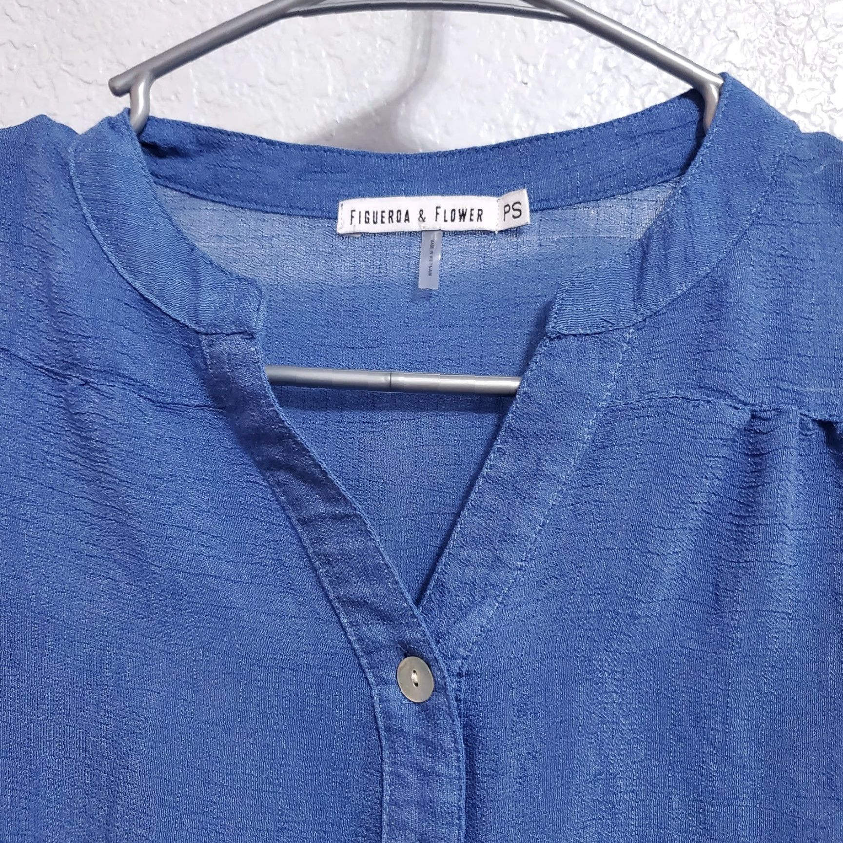 Vintage Figueroa & Flower Blouse Women PS Blue Embroidered Roll Tab Sleeve Attached Cami Size S / US 4 / IT 40 - 4 Thumbnail