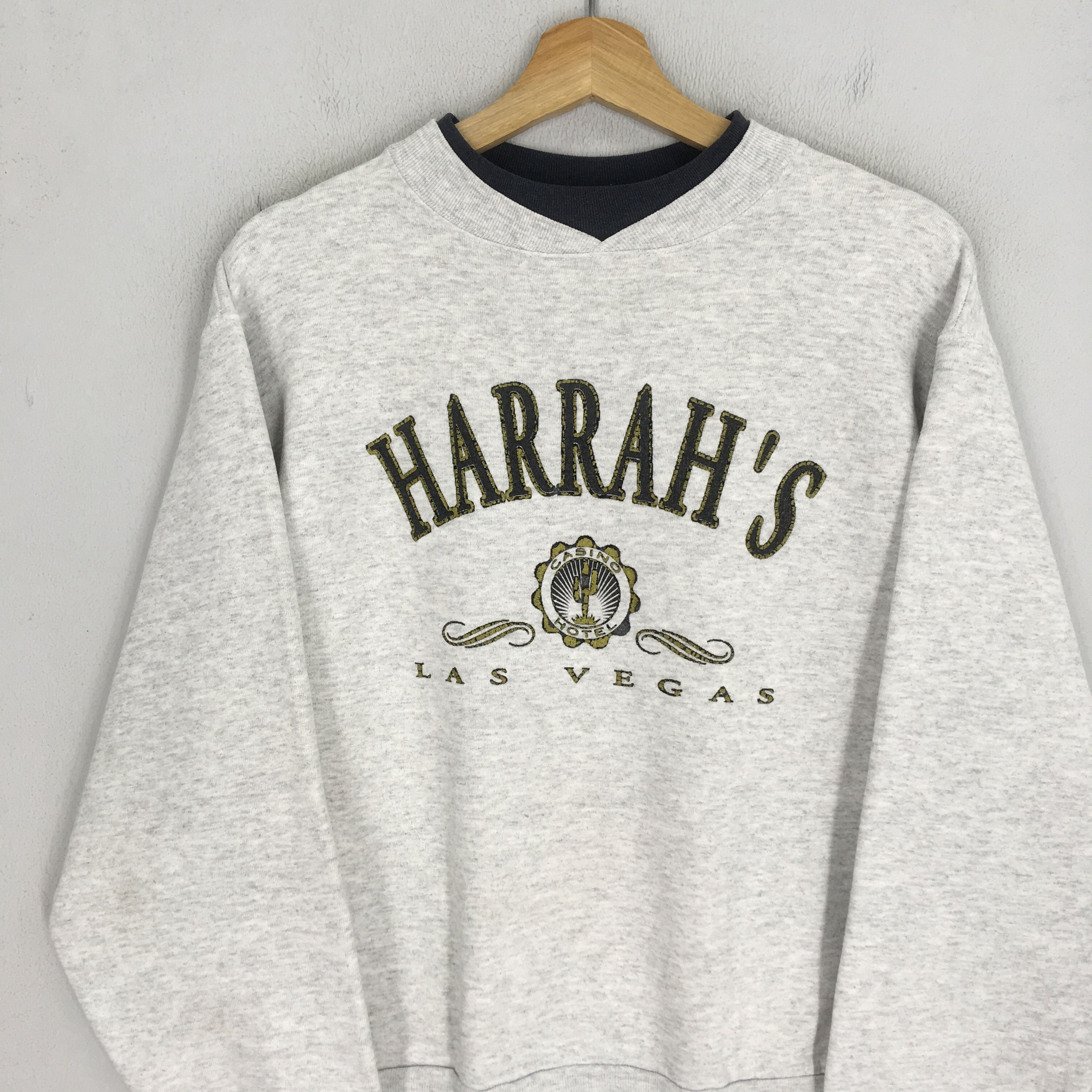 Vintage Vintage 90's Harrahs Grey Sweatshirt Large - 286 Size US L / EU 52-54 / 3 - 5 Thumbnail
