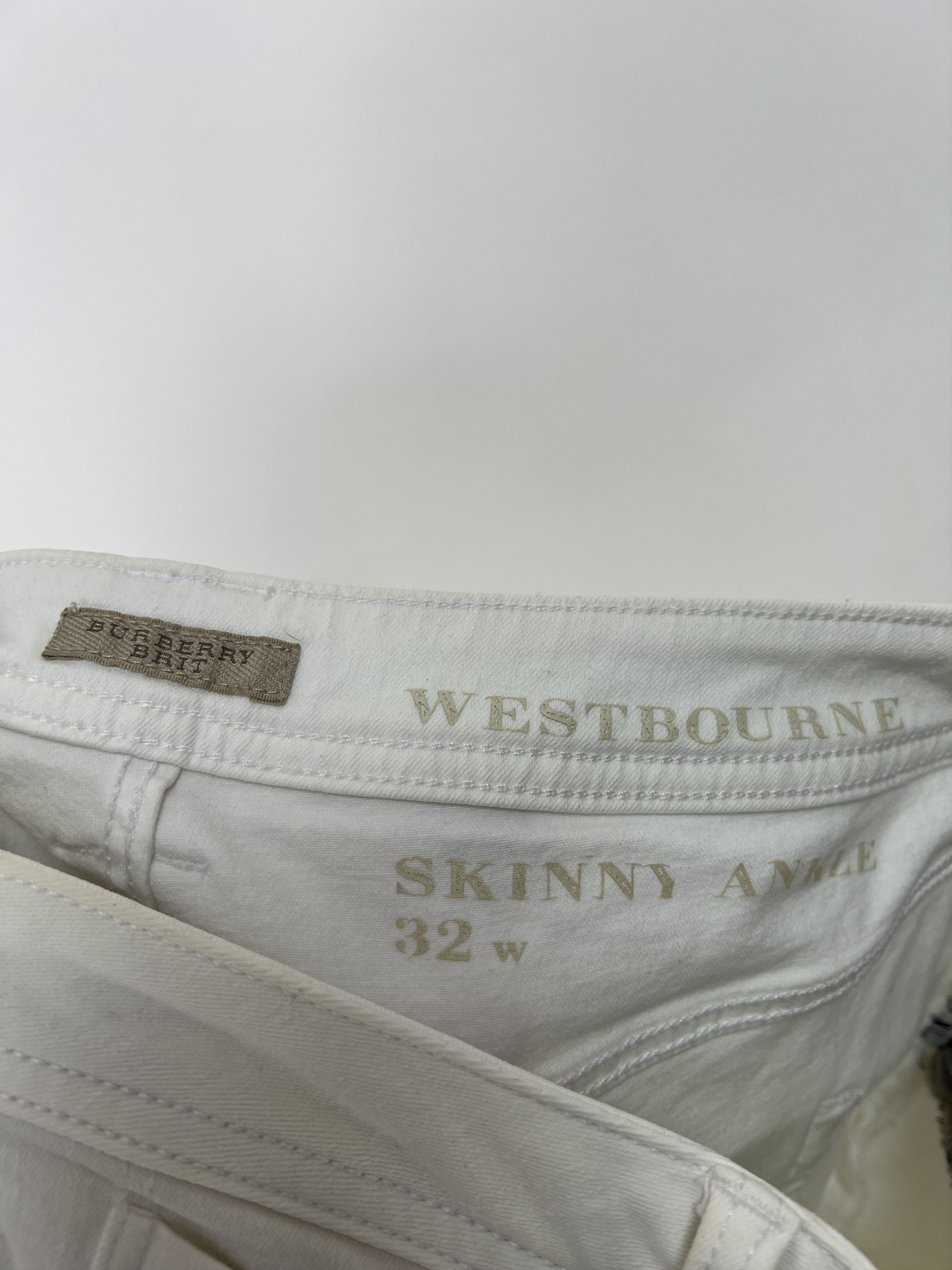 Burberry NWT Burberry Brit White Skinny Ankle Jeans Size US 32 Size 32" / US 10 / IT 46 - 13 Thumbnail
