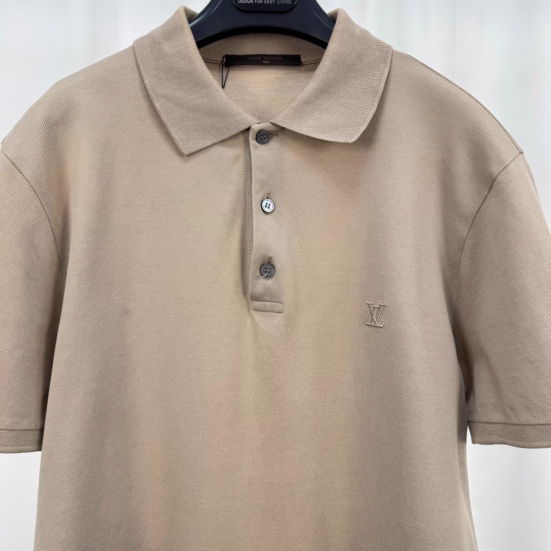 Louis Vuitton LV Oatmeal Embroidered SS Tee M 98New Size US M / EU 48-50 / 2 - 3 Thumbnail