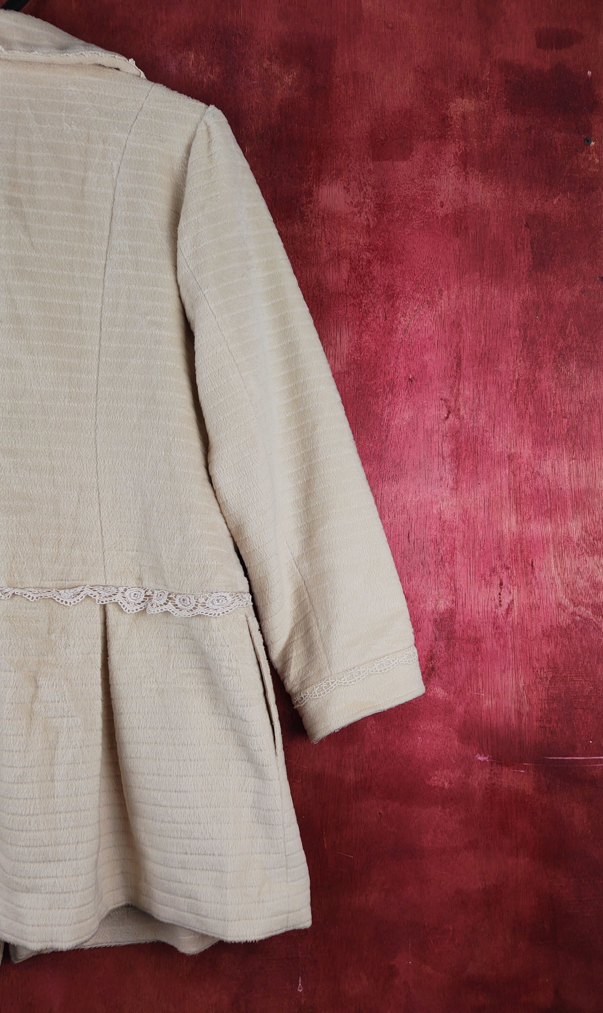 Other Avant garde fashion by Axes Femme Cream Coats Size L / US 10 / IT 46 - 10 Thumbnail