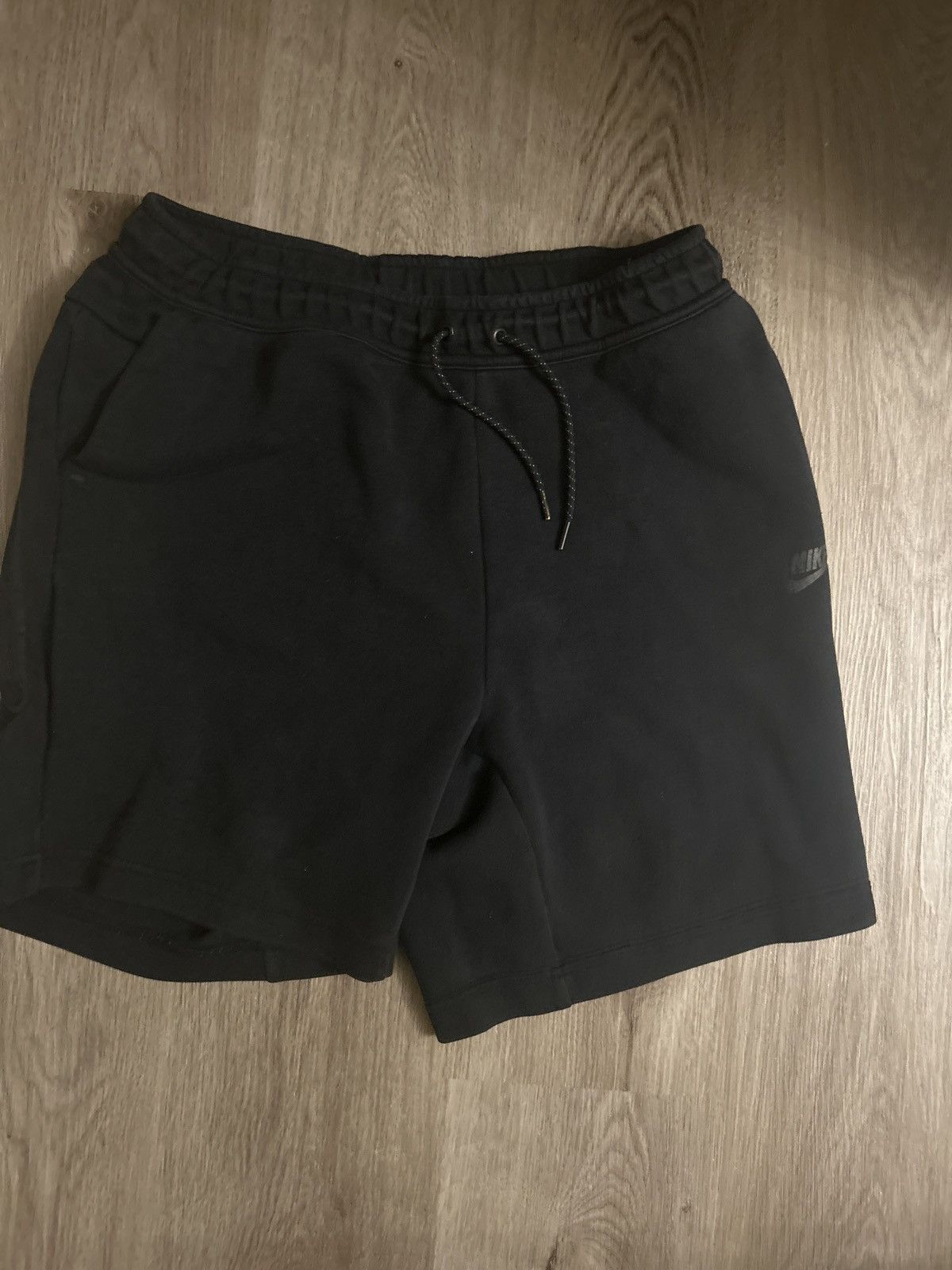 Nike Nike Tech shorts Size US 33 - 5 Thumbnail