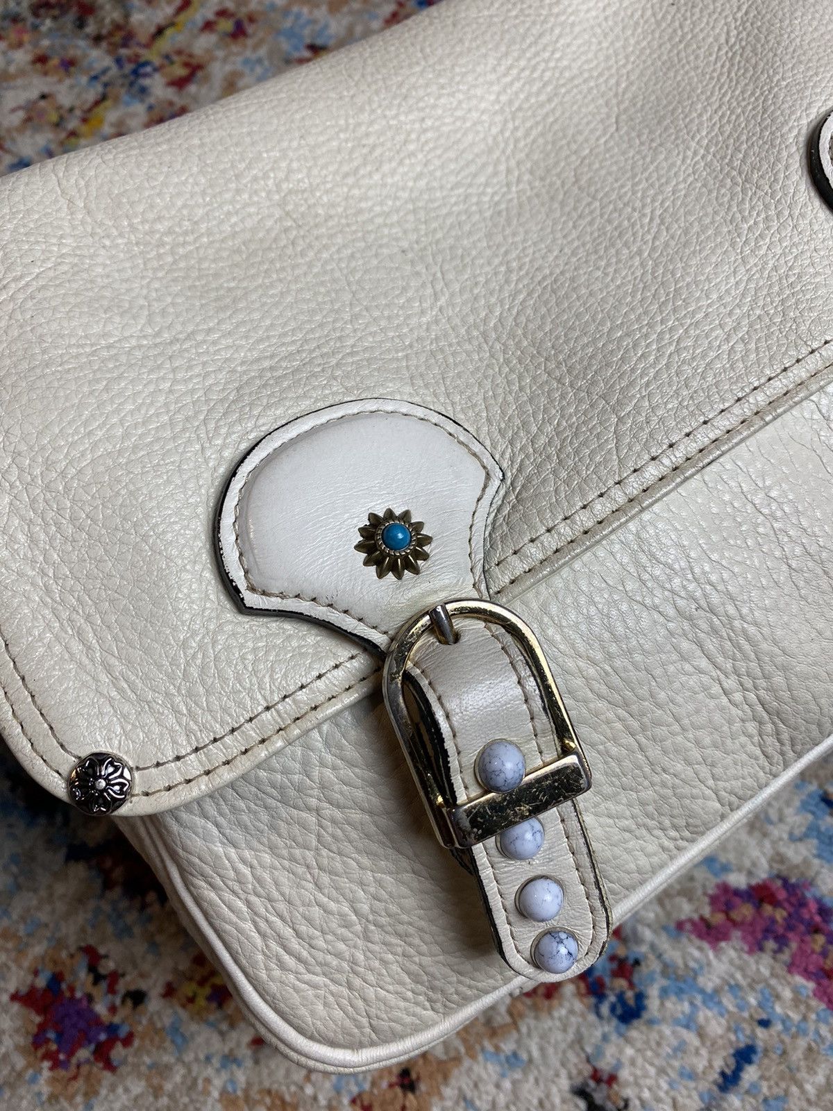 Japanese Brand × Other × Vintage Vintage Japan full grained White Leather Artisan Messenger Size ONE SIZE - 6 Thumbnail