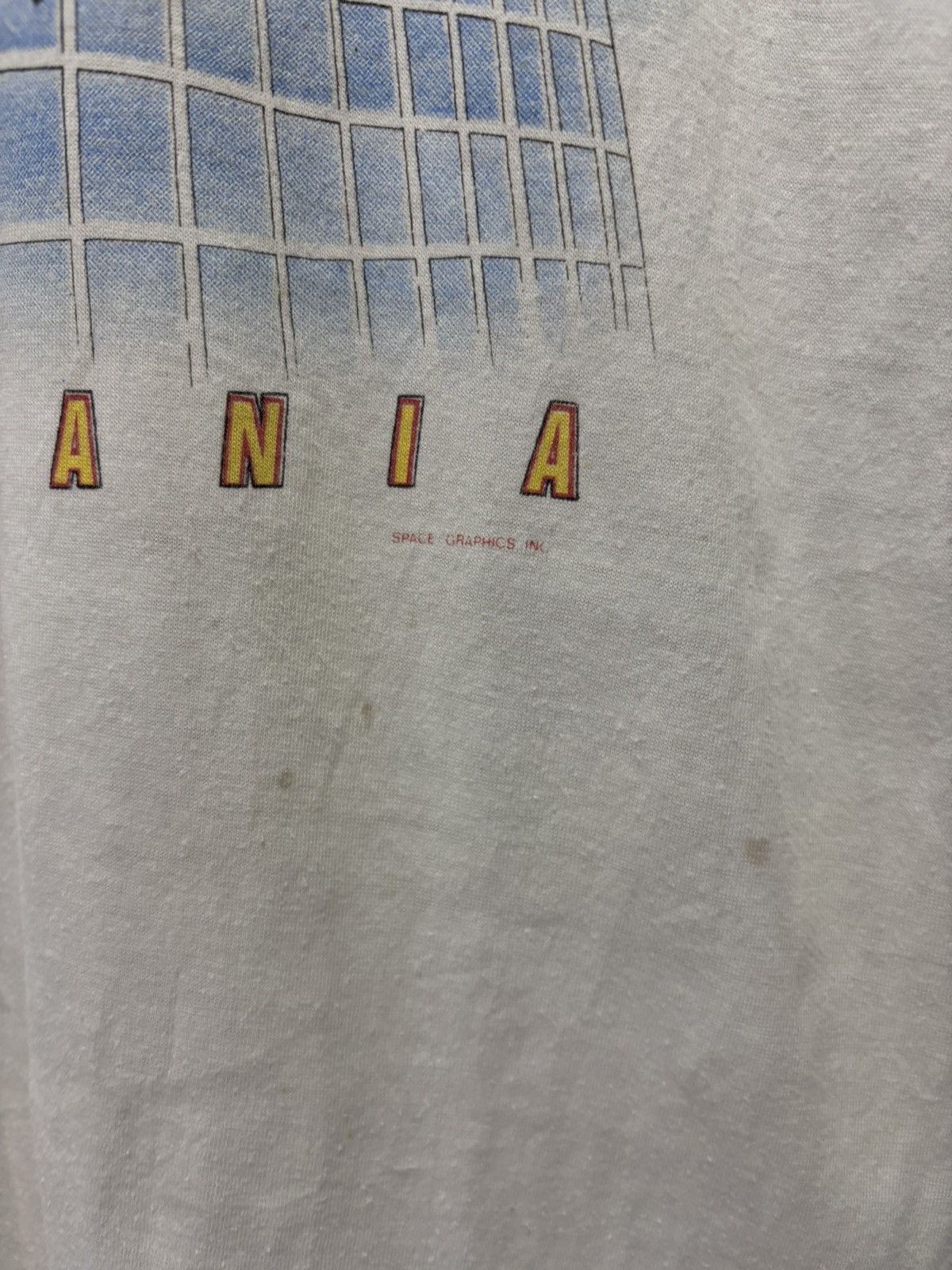 Band Tees Vintage Def Leppard Tour 1983 Raglan Shirt Size US L / EU 52-54 / 3 - 4 Thumbnail