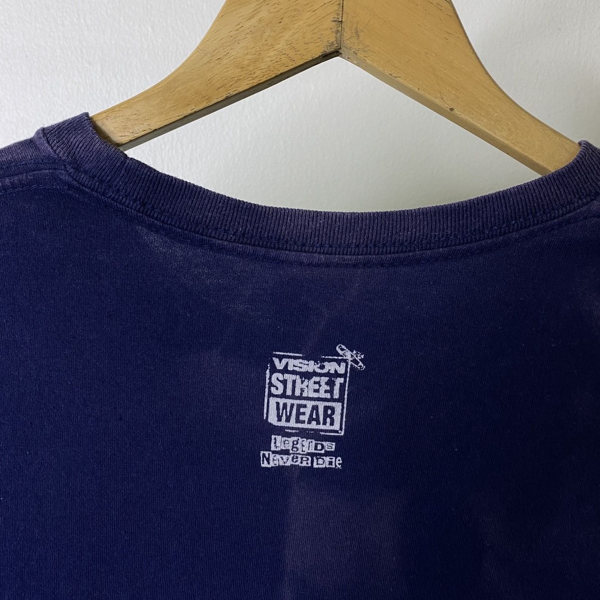 Vision Streetwear Vintage 2000s Vision Streetwear Skateboard Skater T Shirt Size US L / EU 52-54 / 3 - 8 Thumbnail