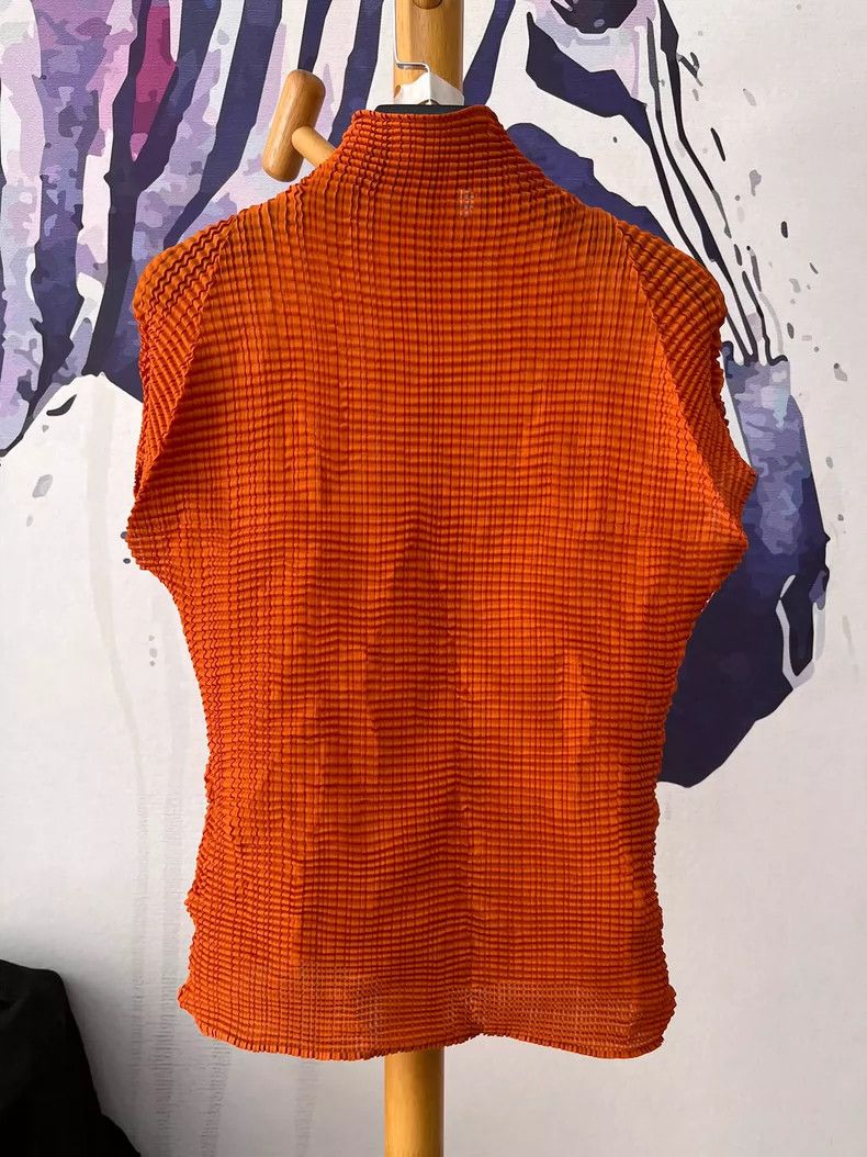 Issey Miyake issey miyake size:one size Bubble short sleeves 2505-Nexta Size XXS / US 00 / IT 34 - 2 Thumbnail