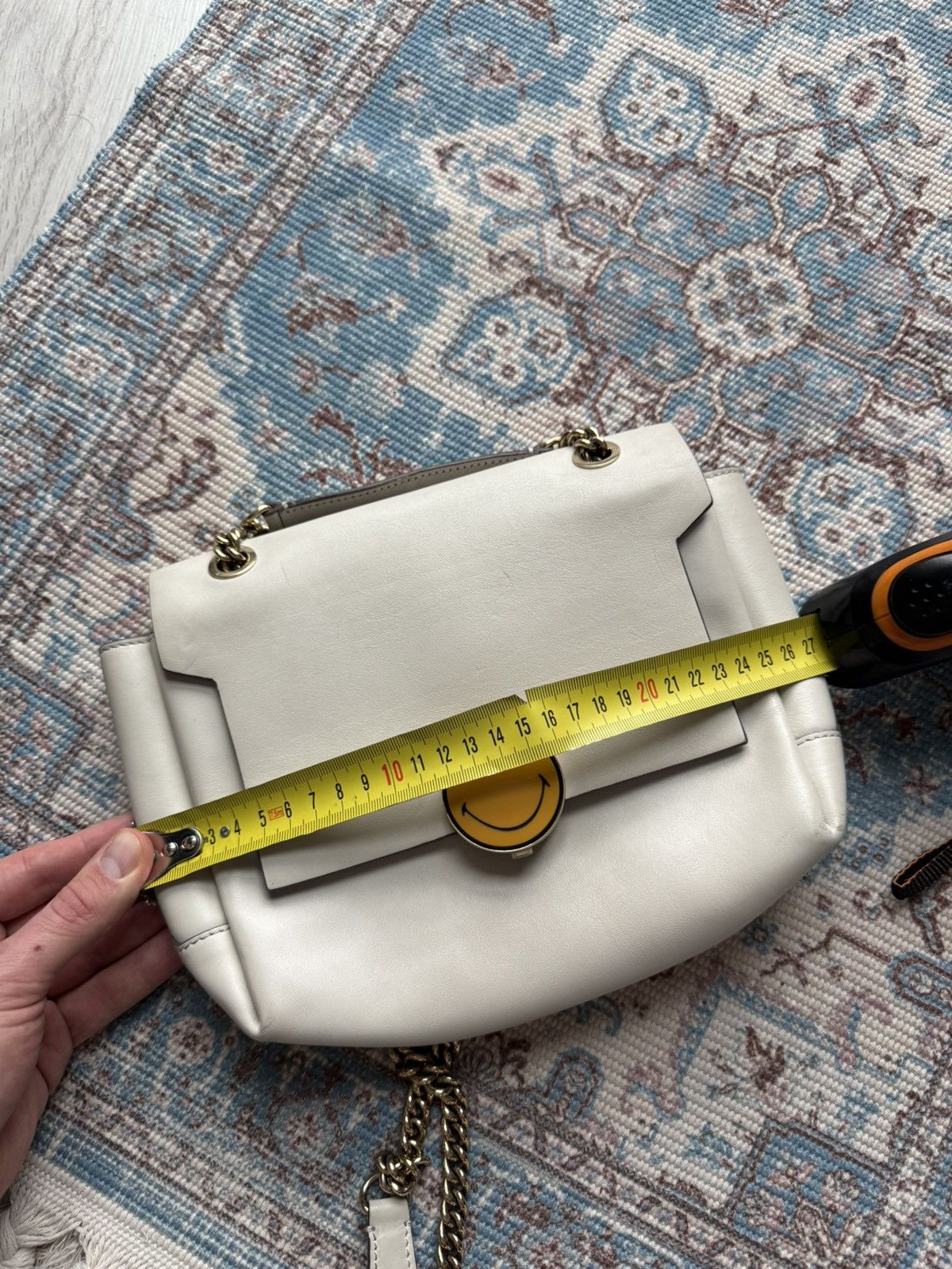 Anya Hindmarch Anya Hindmarch Smile White Leather Shoulder Bag Size ONE SIZE - 16 Thumbnail