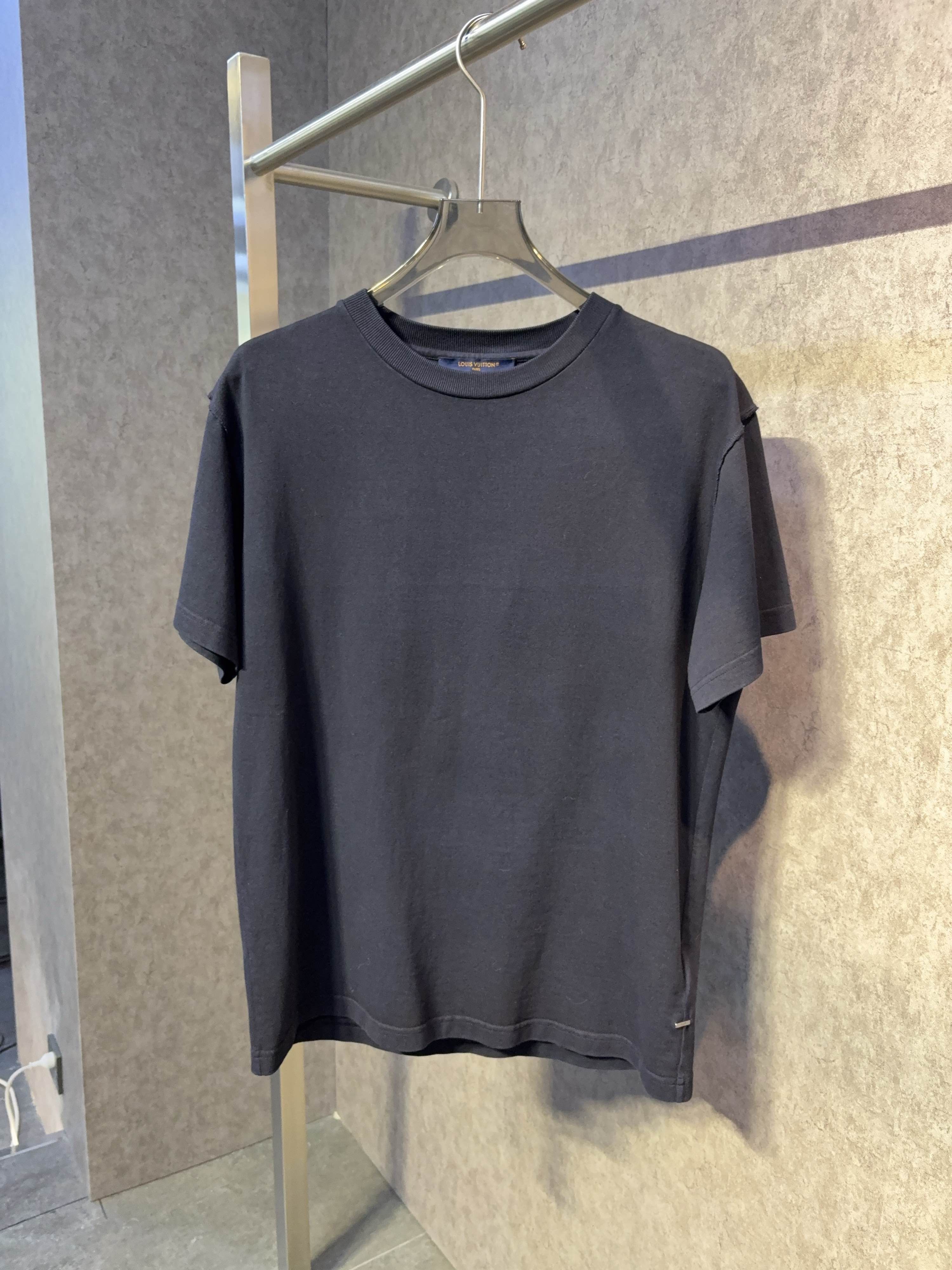 Louis Vuitton Louis Vuitton Inside Out Staples T-Shirt Size S Size US S / EU 44-46 / 1 - 1 Thumbnail