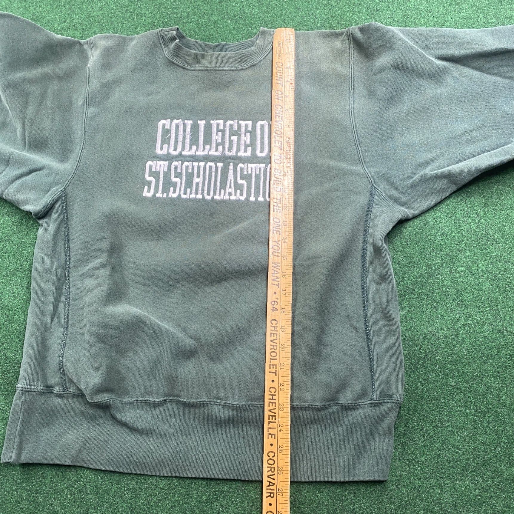 Champion VINTAGE Champion Reverse Weave Sweatshirt Mens L Green 90S Embroidered Logo Shirt Size US L / EU 52-54 / 3 - 7 Thumbnail
