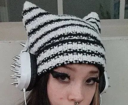 Japanese Brand Takako x Yumi Cat Ears Striped Knitted Beanie Hat Size ONE SIZE - 5 Thumbnail