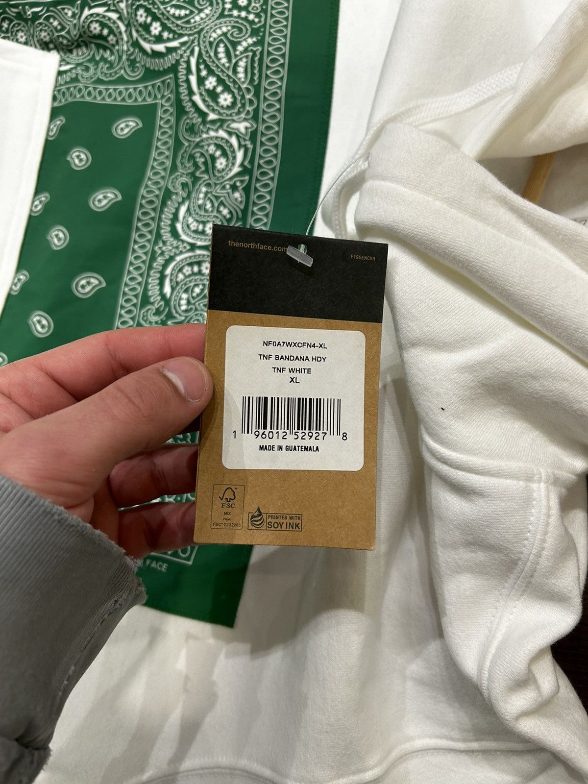 Supreme × The North Face Supreme X TNF Bandana Hooded Sweatshirt Size US XL / EU 56 / 4 - 4 Thumbnail