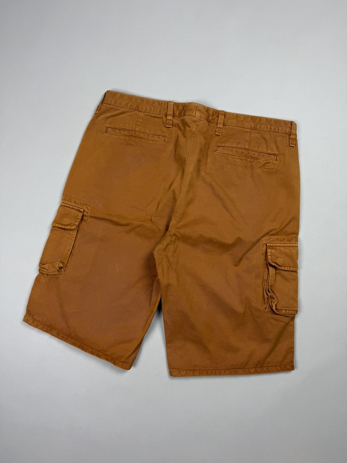 Designer Ami Alexandre Mattiussi Men’s Garment Dyed Cargo Shorts Size US 34 / EU 50 - 23 Thumbnail