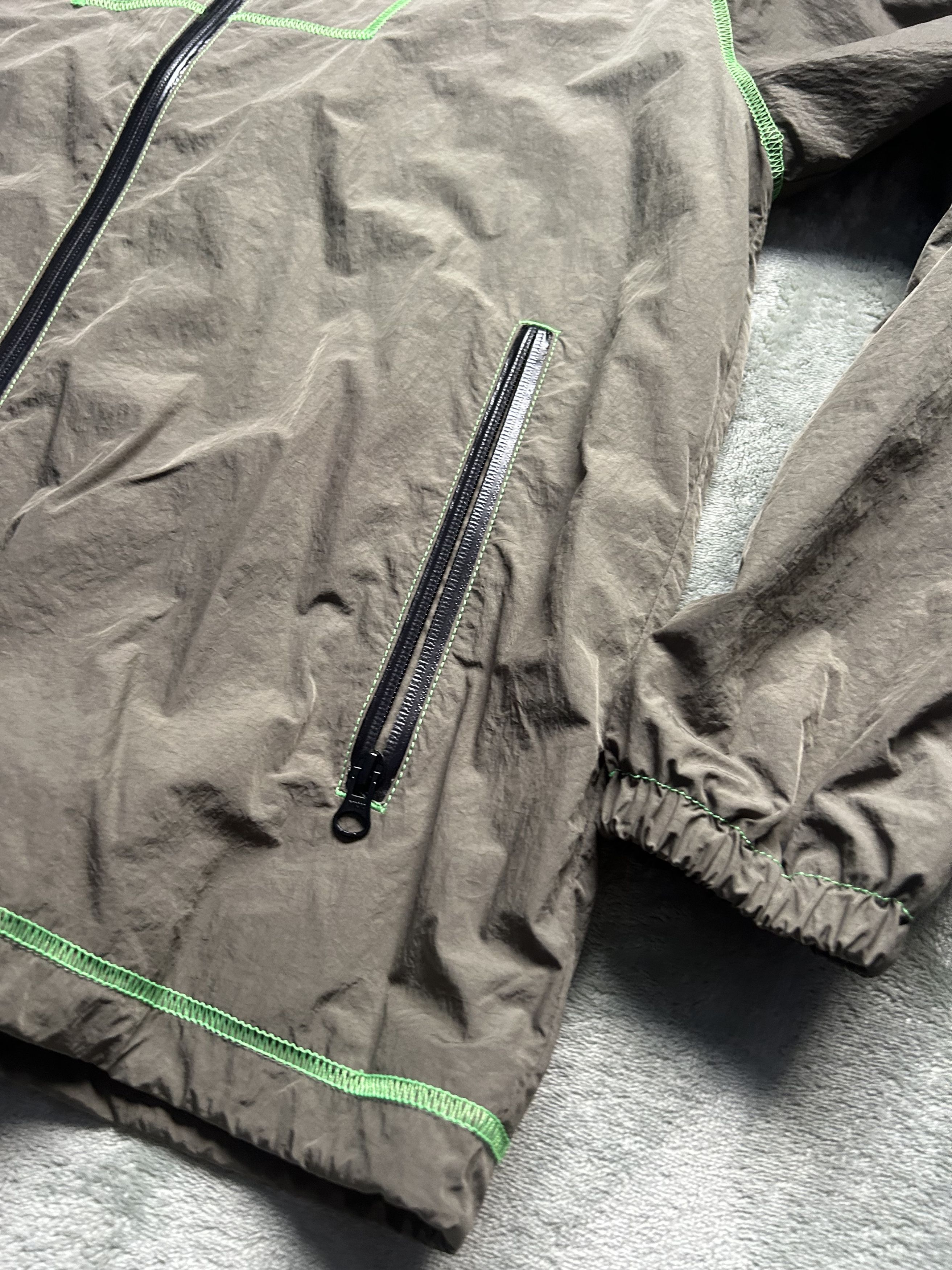 John Elliott John Elliott High Shrunk Nylon Full Zip Olive X Neon Green Size US S / EU 44-46 / 1 - 8 Thumbnail