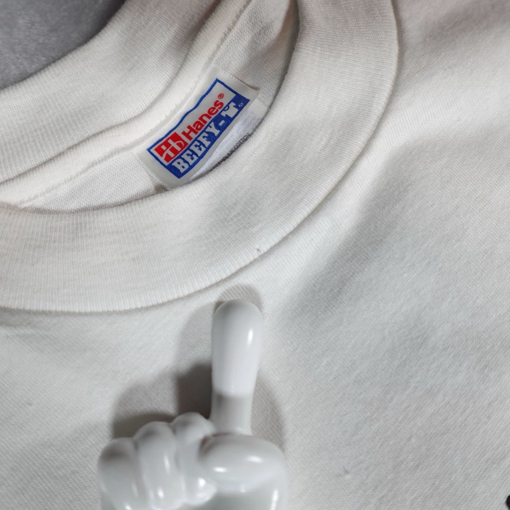 Hanes VINTAGE Hanes Men’s T-Shirt Short Sleeve Crew Neck Cotton Logo Graphic Y2K 2000s White Size US M / EU 48-50 / 2 - 4 Thumbnail