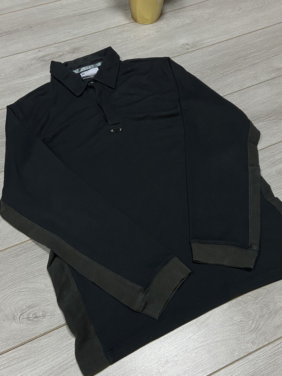 Oakley Oakley centr logo long sleeve coolmax knitted Size US L / EU 52-54 / 3 - 8 Thumbnail