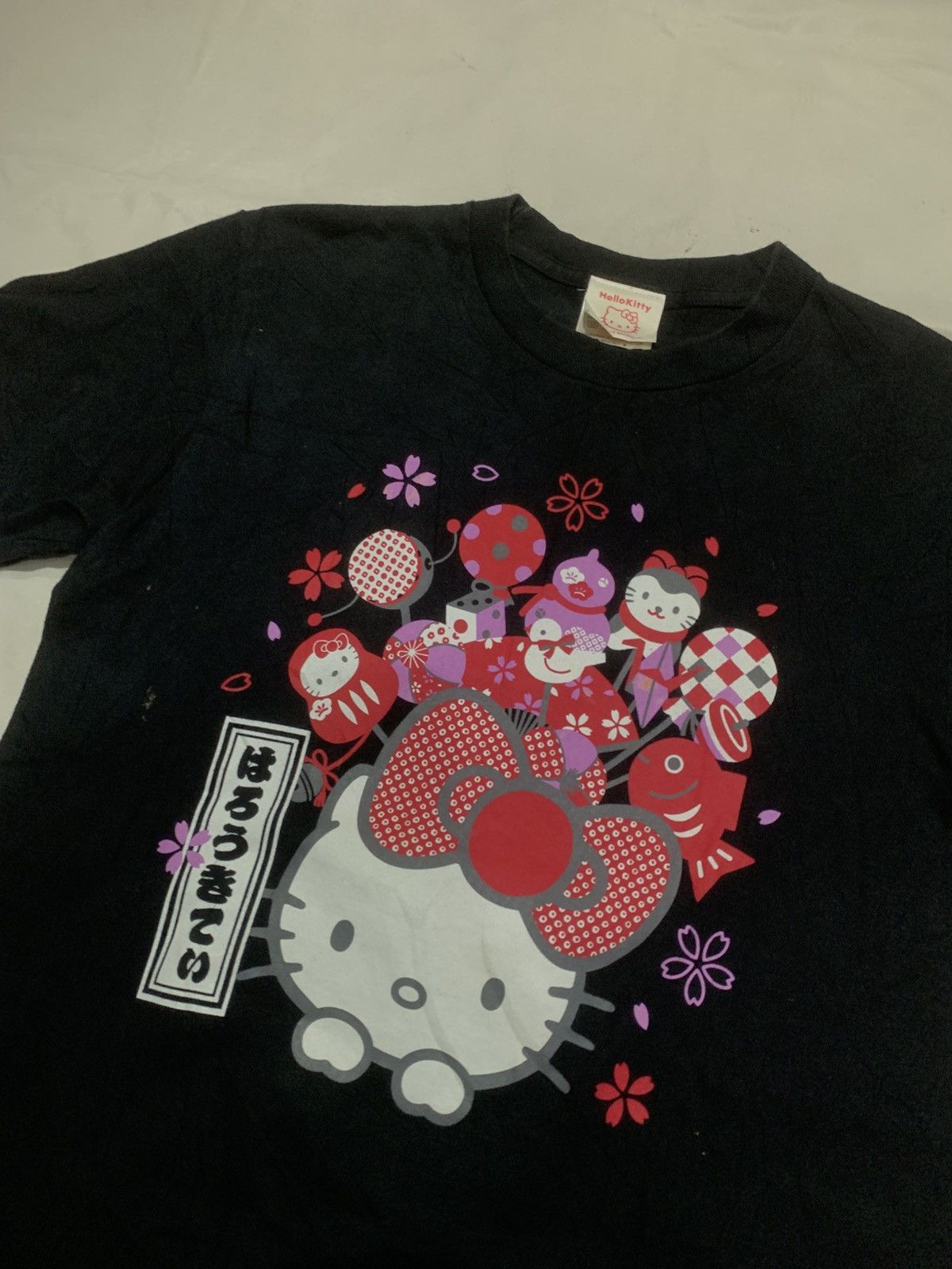 Japanese Brand Japanese Hello Kitty Sanrio T-Shirt Tee Size US S / EU 44-46 / 1 - 2 Thumbnail