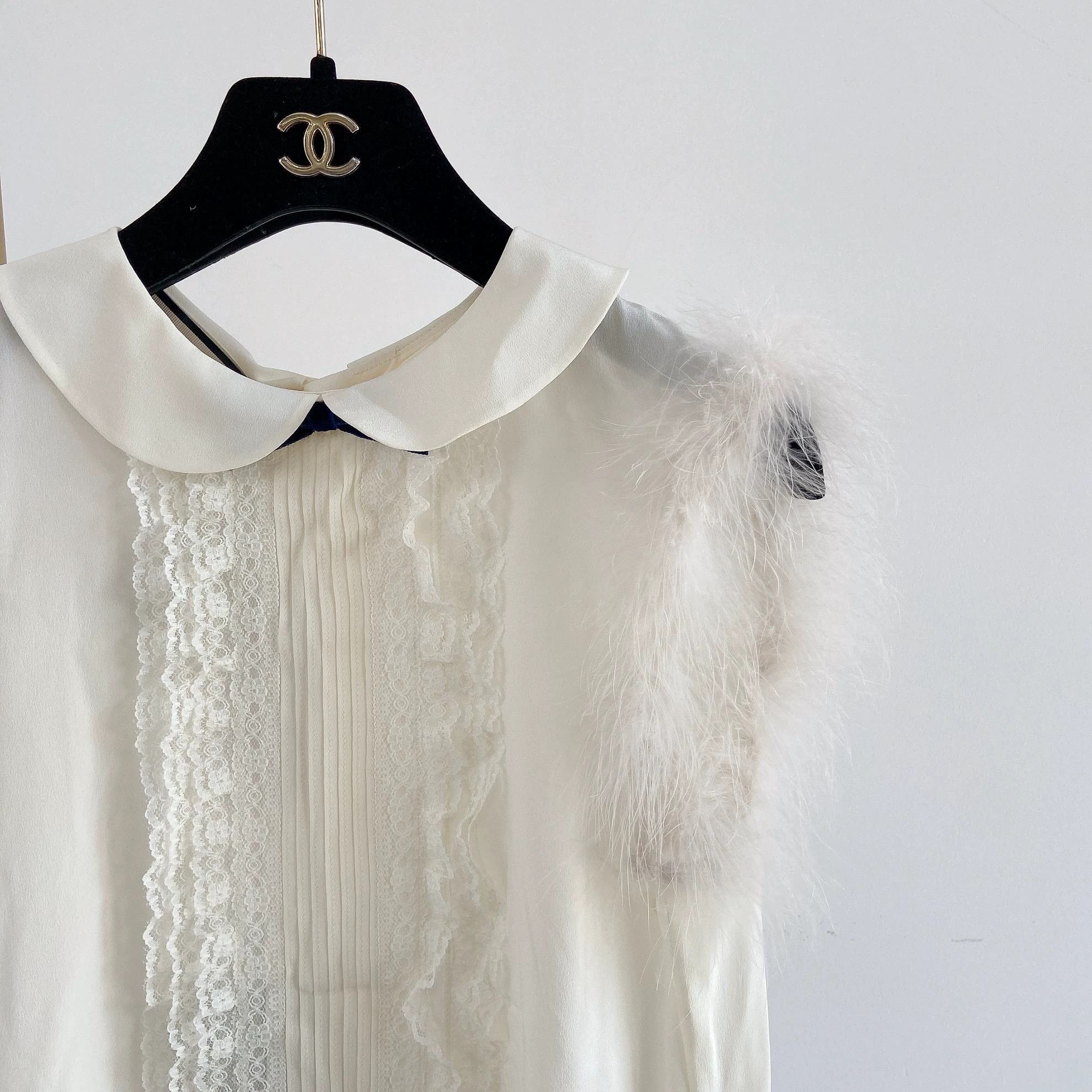 Gucci Gucci Lace Feather Sleeveless Top Women's 36 Size XS / US 0-2 / IT 36-38 - 4 Thumbnail